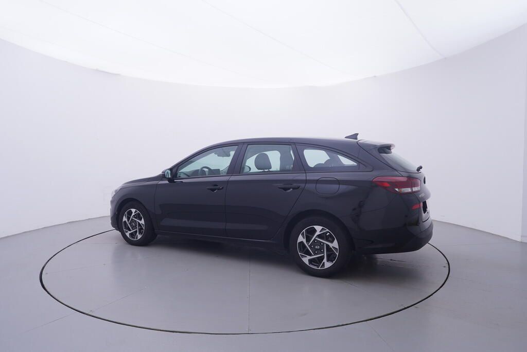 Hyundai i30, Comfort 1.0 GDI 73 kW - fotka 3