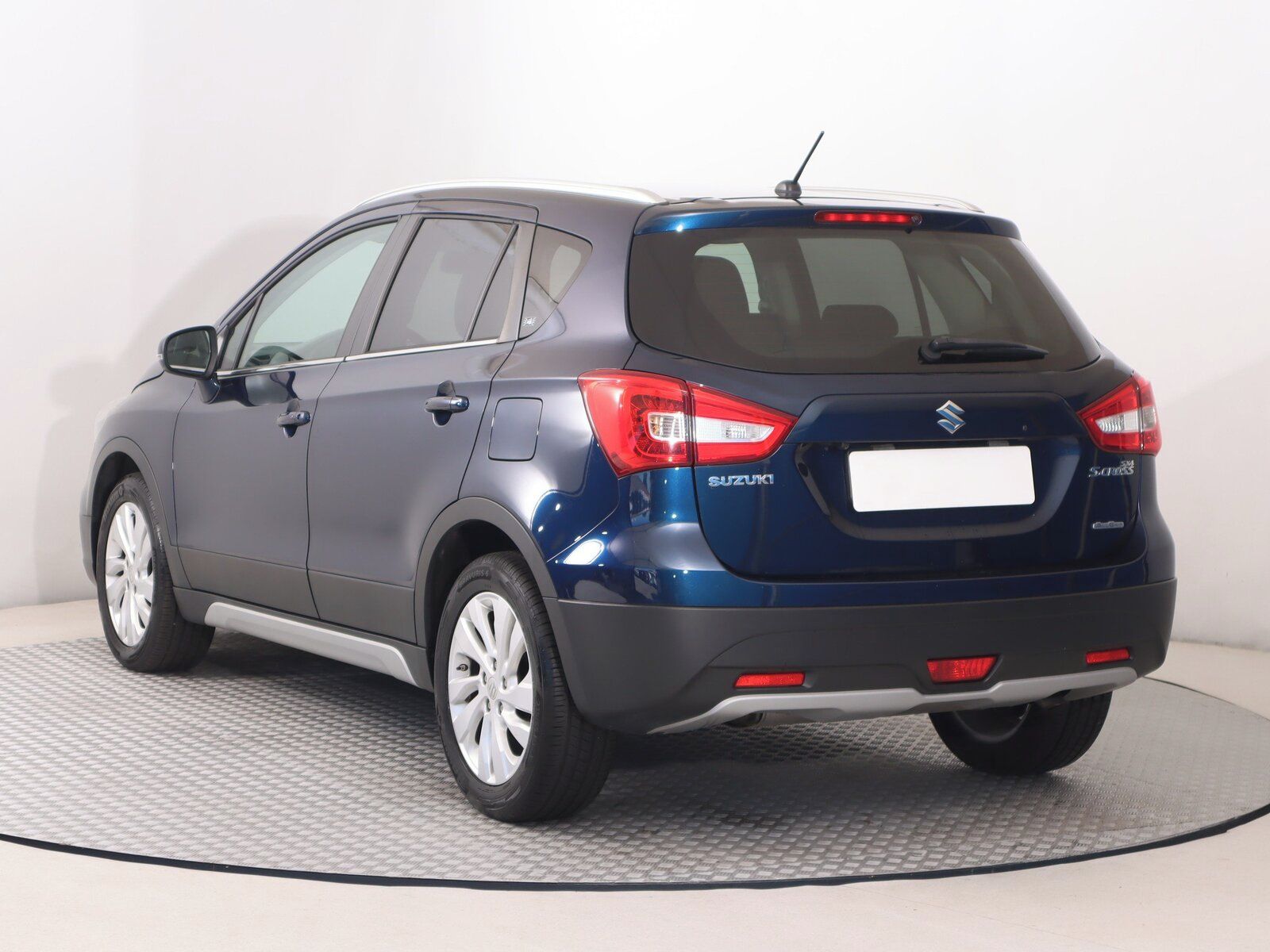 Suzuki SX4 S-Cross, 1.4 BoosterJet, 4X4, Automat - fotka 4