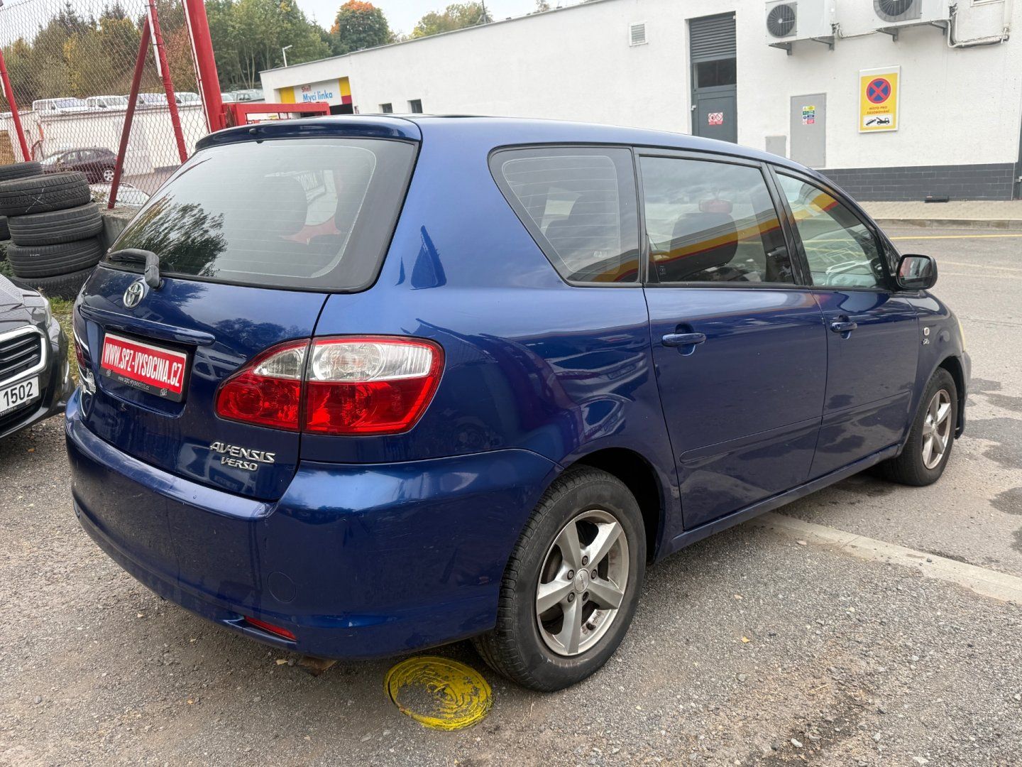 Toyota Avensis Verso, 2.0 D4-D 7. Míst - fotka 4