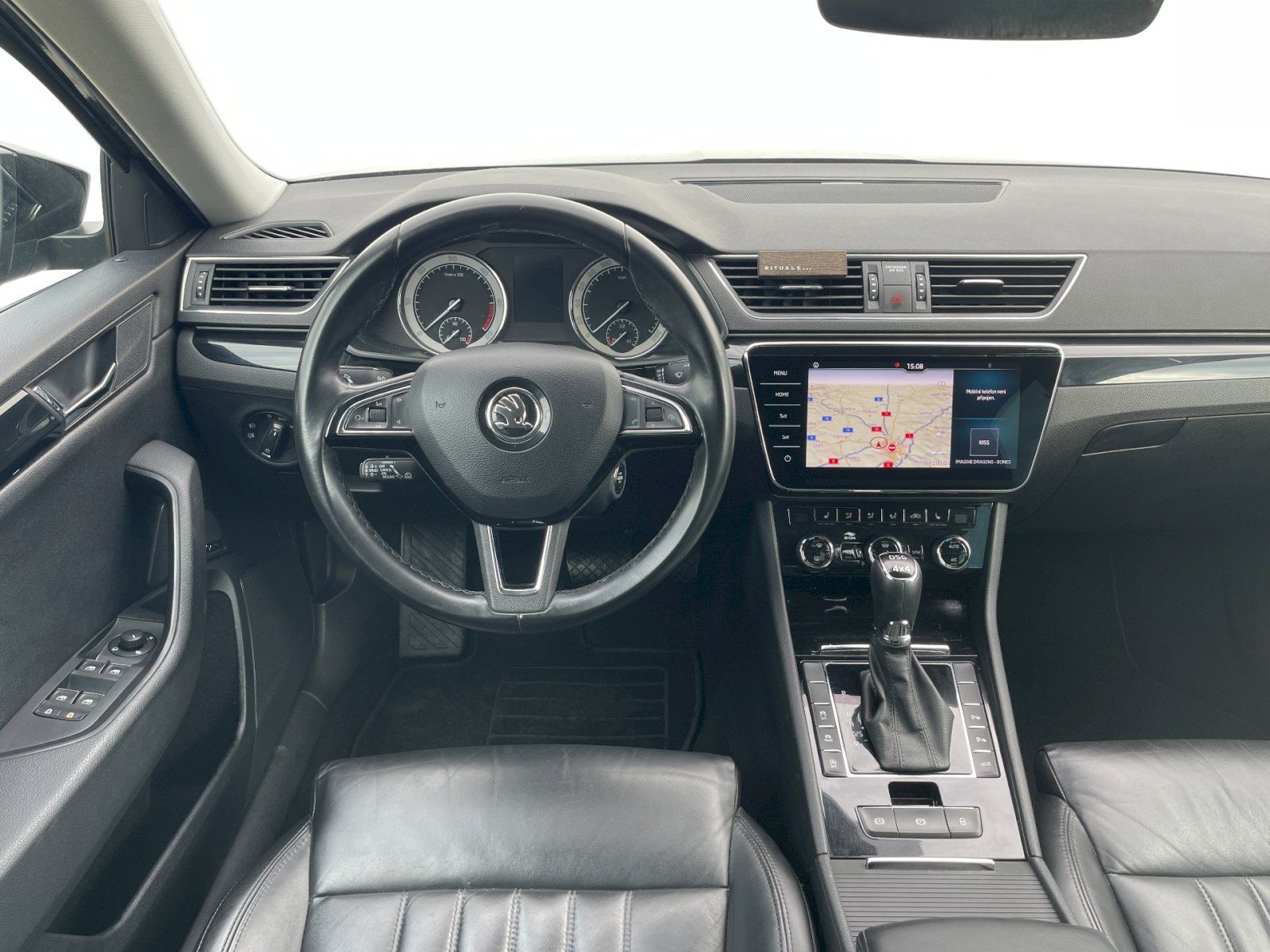 Škoda Superb, 2.0 TDI / 140 kW DSG 4x4 L&K - fotka 6