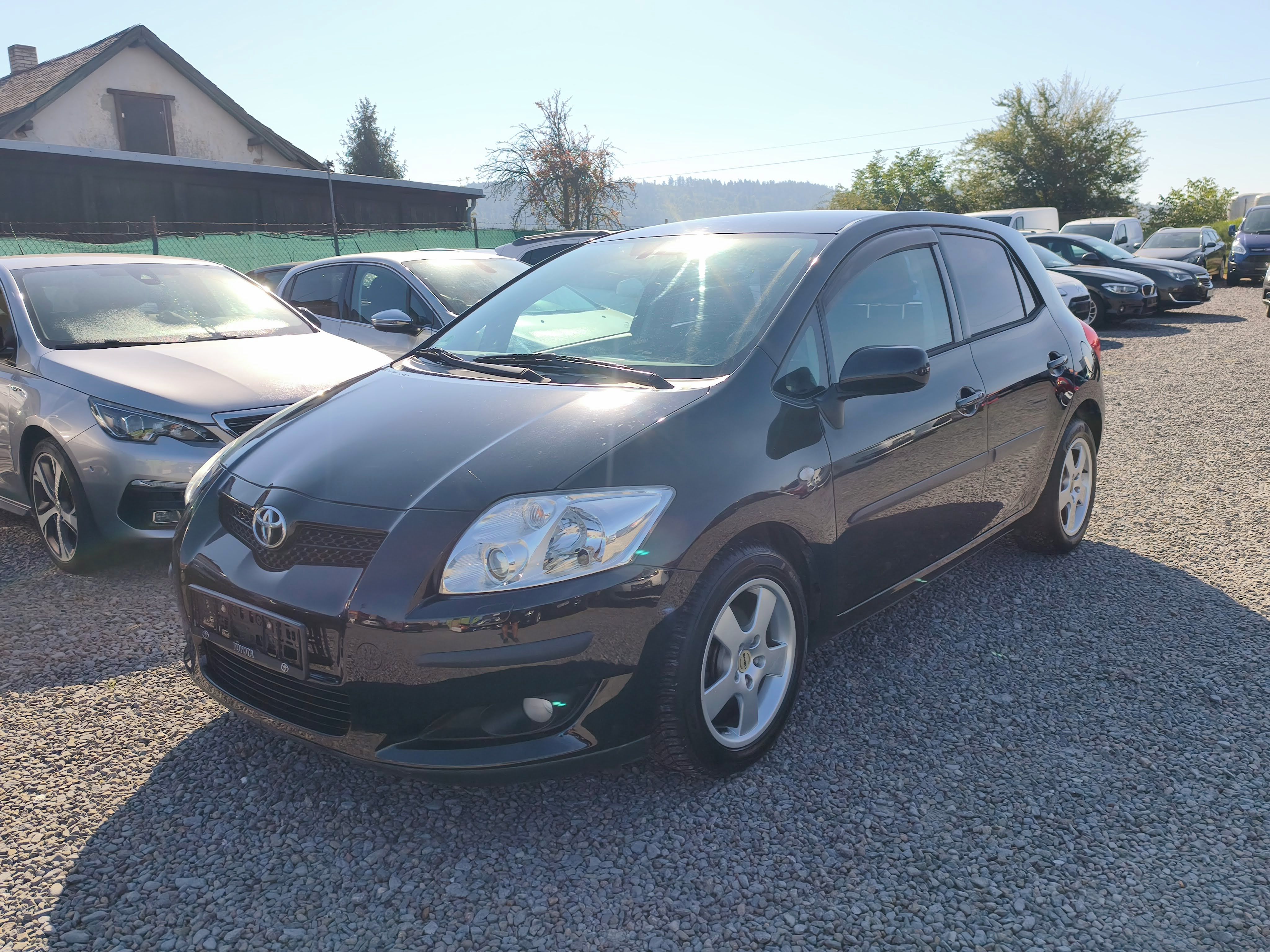Toyota Auris, 1.6 VVTI Automat, Klima - fotka 2