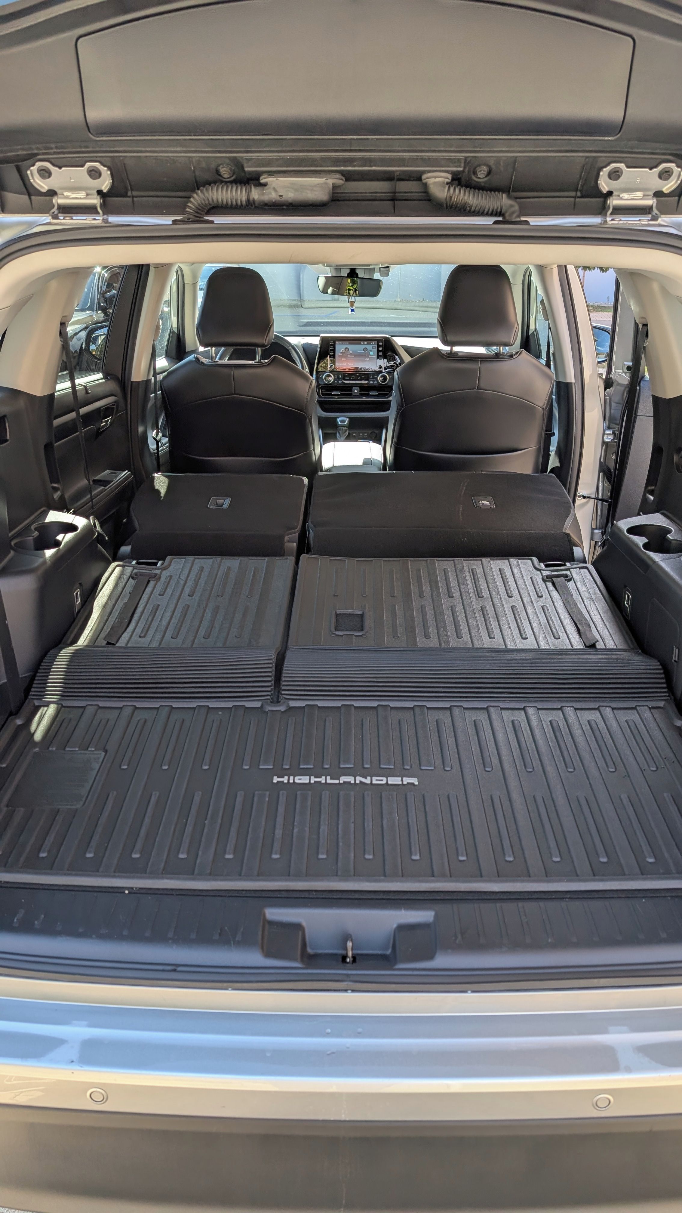 Toyota Highlander, 2.5 HSD e-CVT, AWD, ČR, 7míst - fotka 6