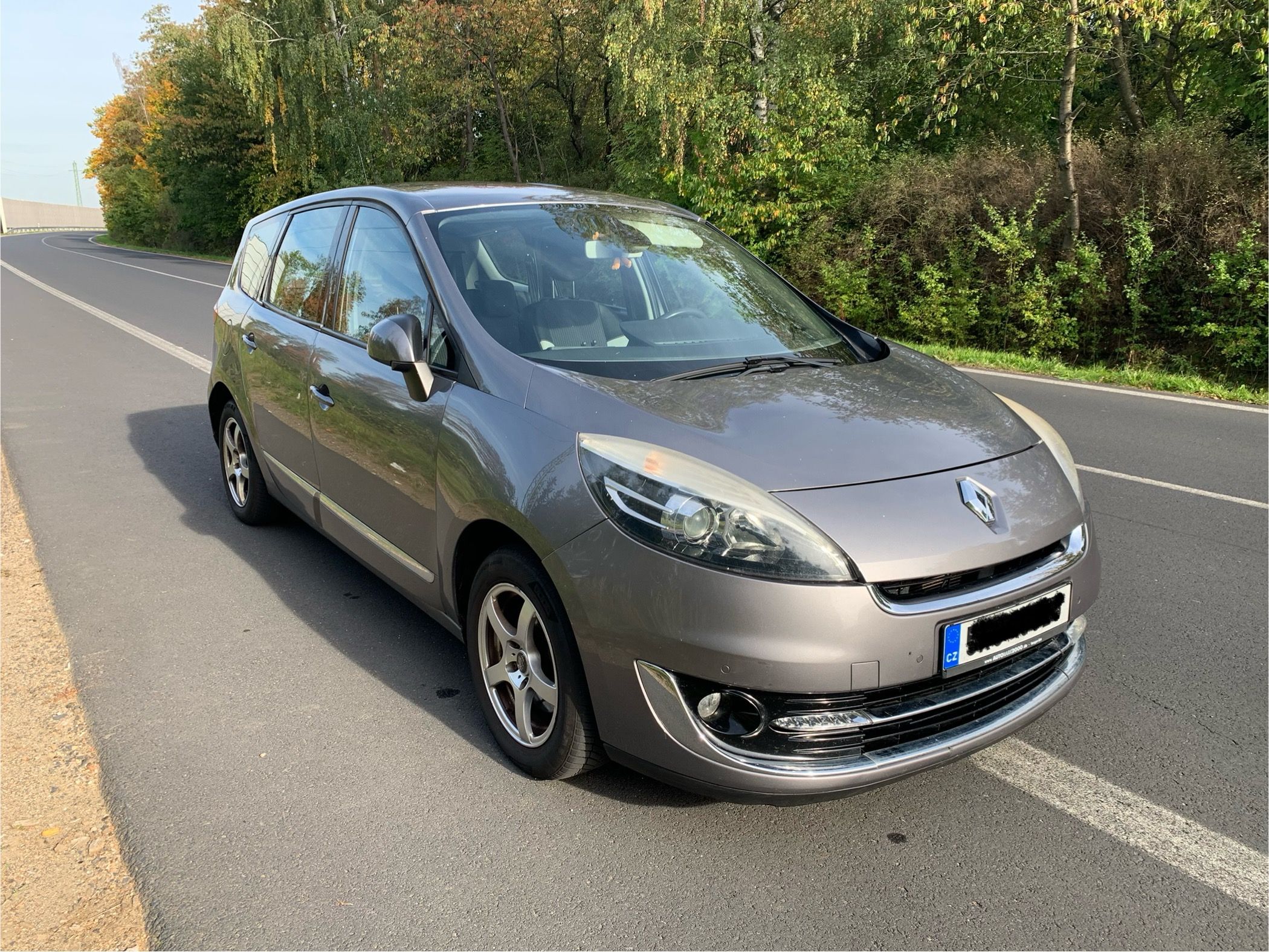 Renault Scénic, Renault Scénic 1.4 TCe, 7 míst