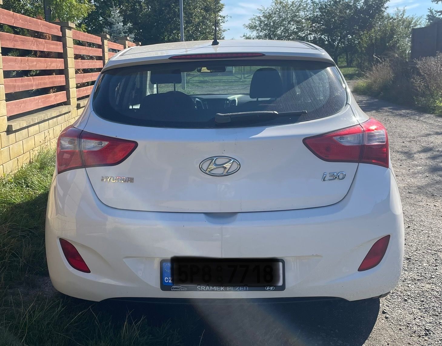 Hyundai i30, trikolor+ , 15ALU - fotka 4