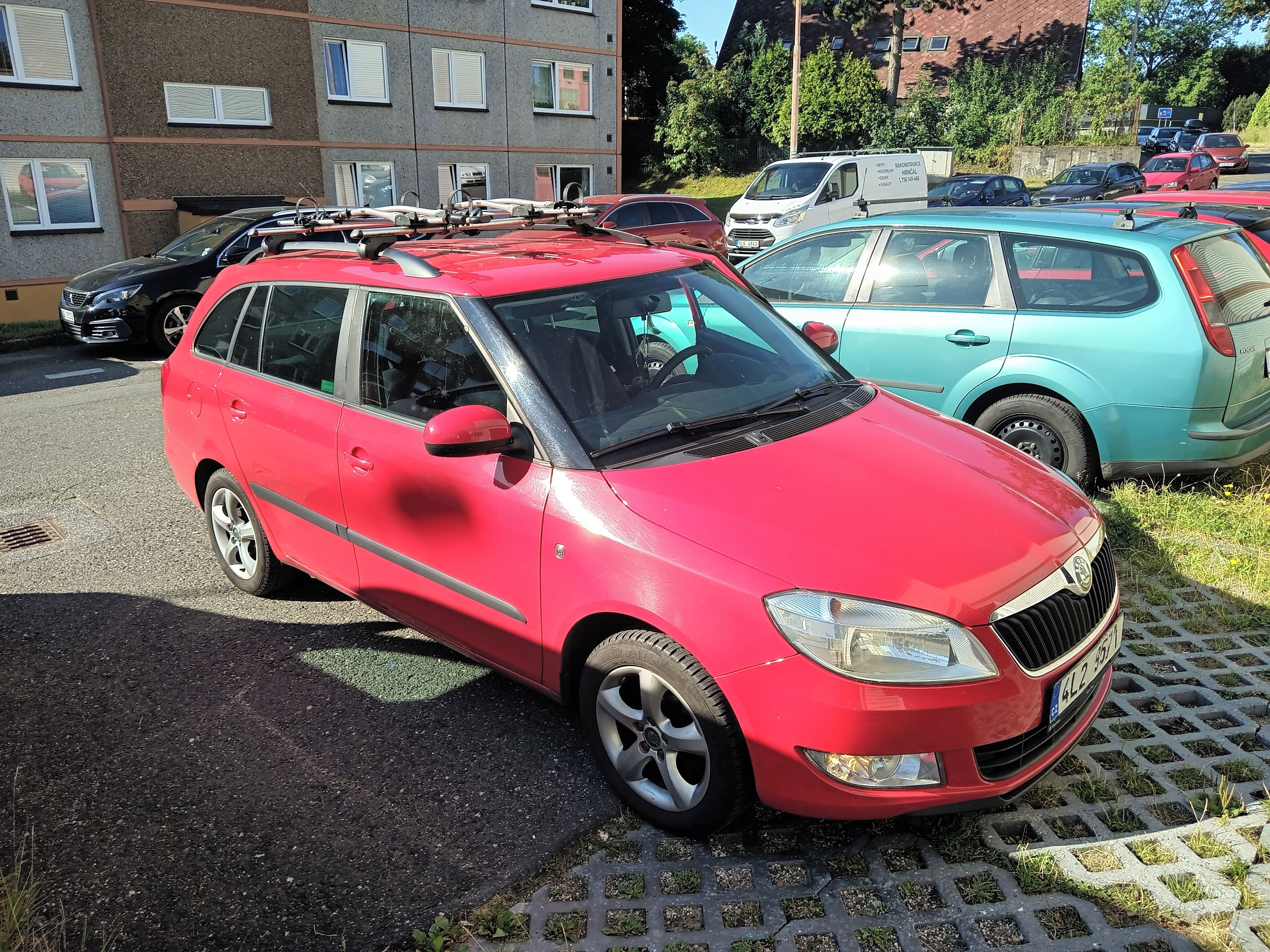 Škoda Fabia, Kombi 1,2 TSI / 63 kW Ambiente - fotka 2