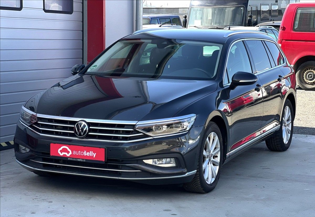 Volkswagen Passat, 2,0 TDi DSG ELEGANCE MATRIX