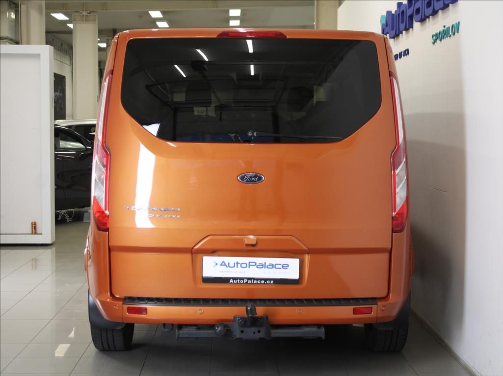 Ford Tourneo Custom, 2,0 EB 125kW AT L2 Titan.X ČR - fotka 4