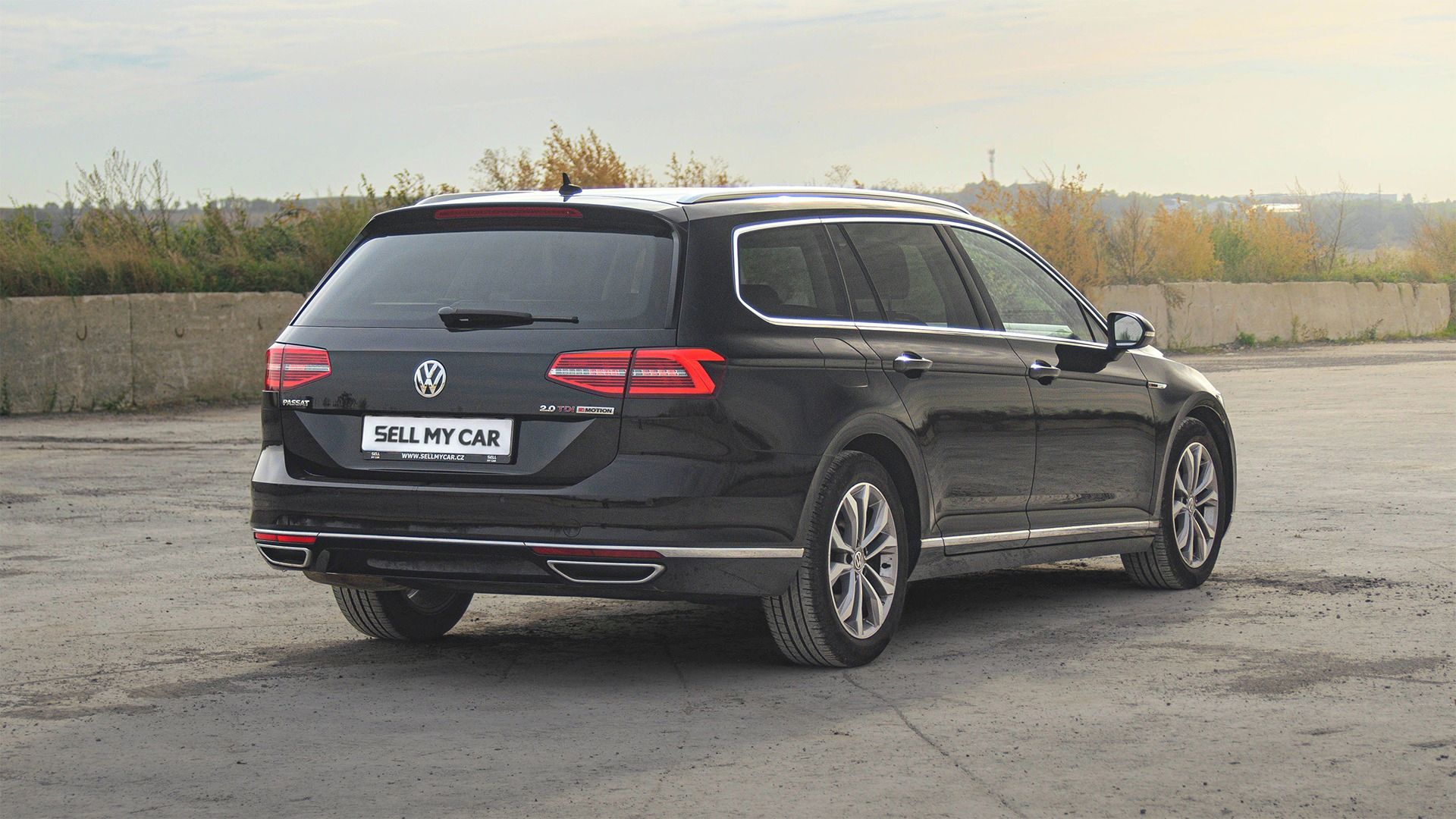 Volkswagen Passat, 2,0BiTDI/176kW 4Motion DSG ČR - fotka 5