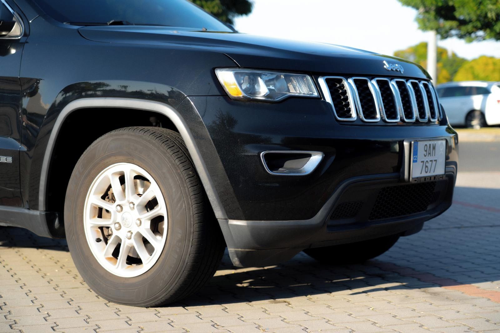 Jeep Grand Cherokee, LAREDO 3.6 V6 Pentastar USA - fotka 6