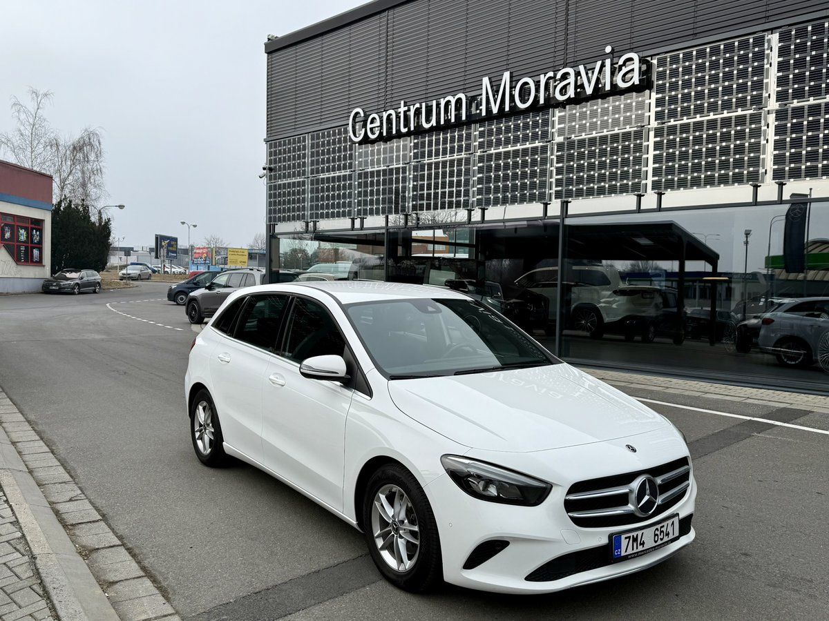 Mercedes-Benz Třídy B, 180 d - fotka 4