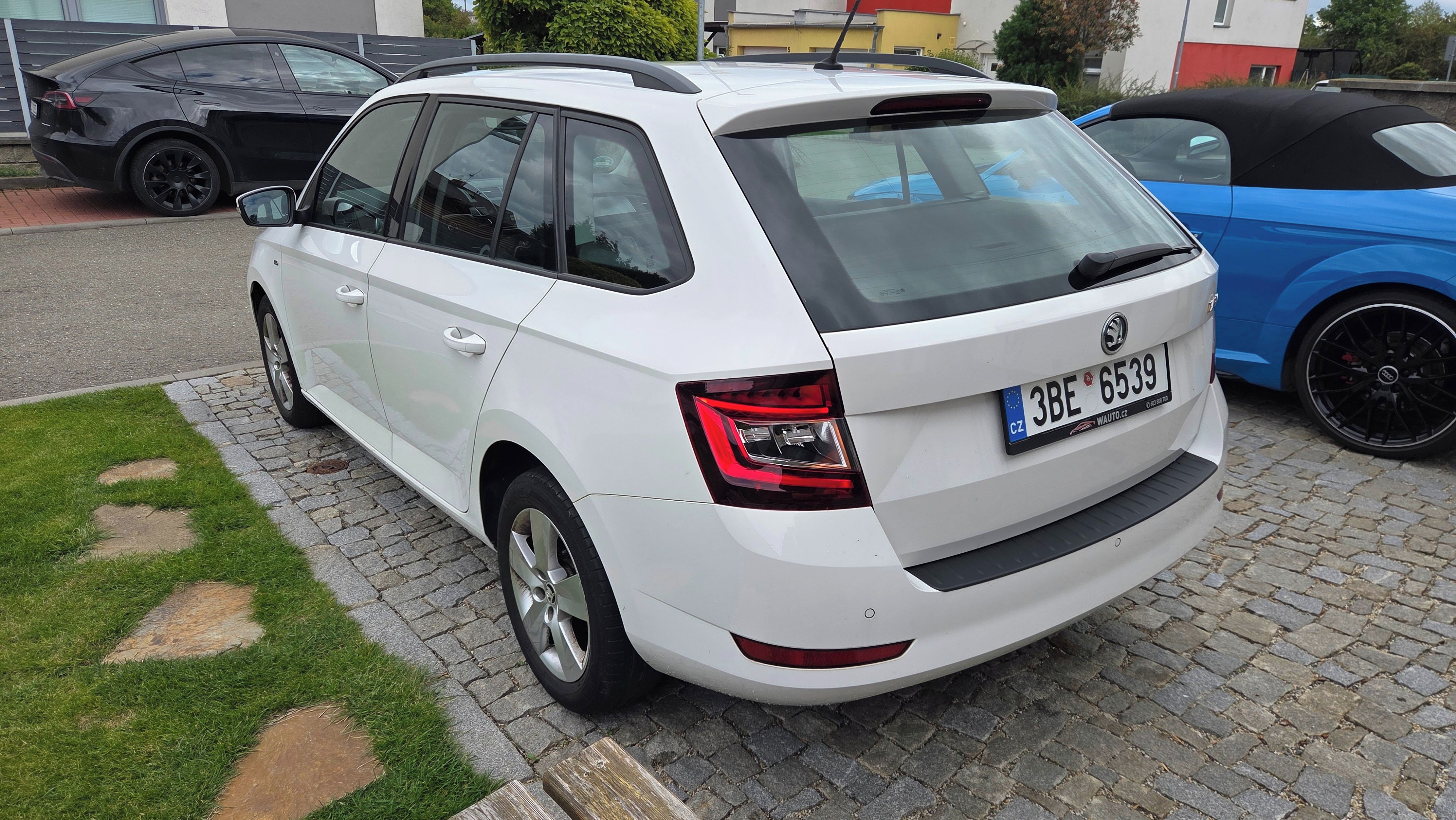 Škoda Fabia, kombi 1.0TSI, DSG - fotka 6