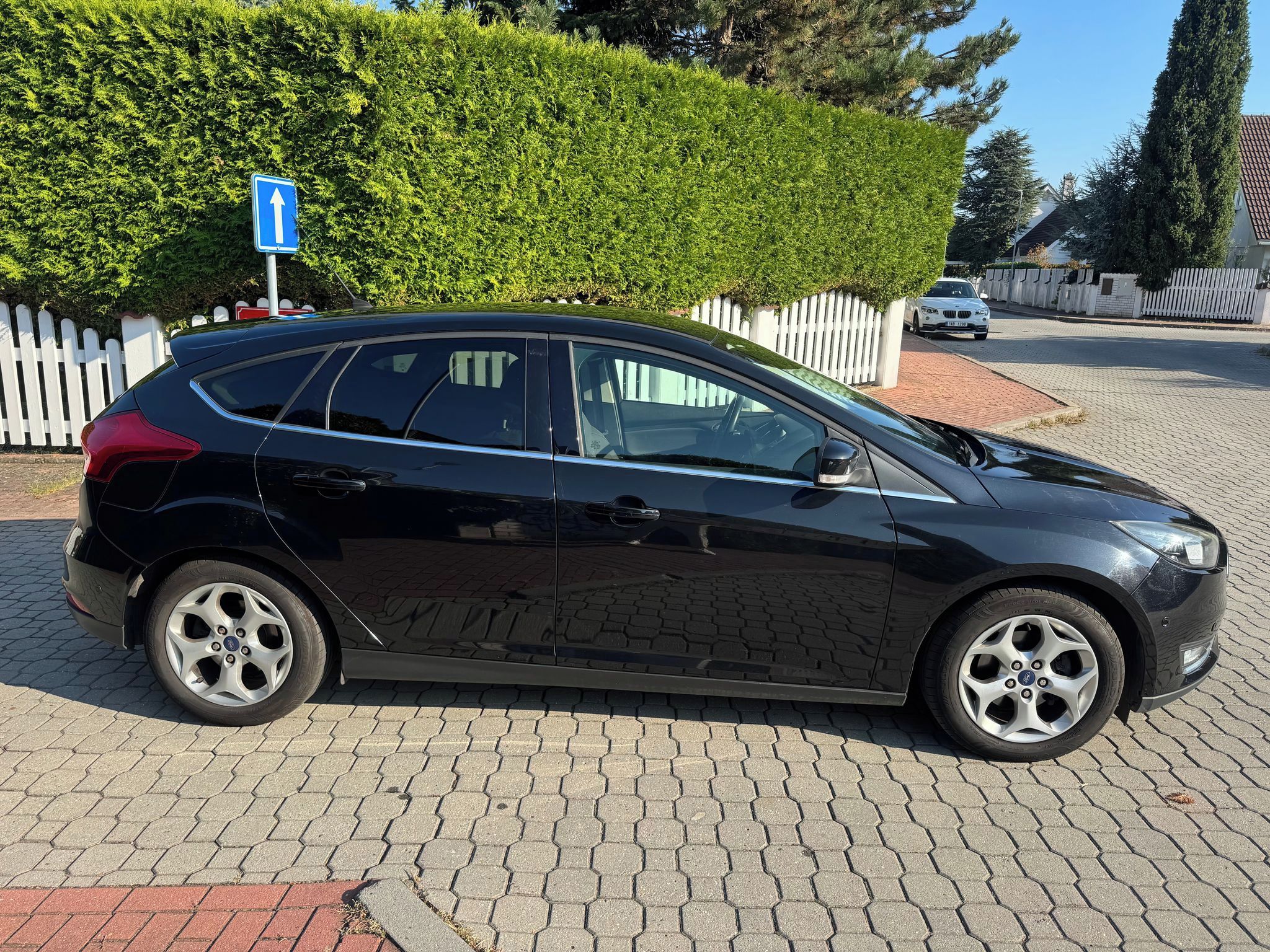 Ford Focus, 1.0i manual benzin - fotka 6