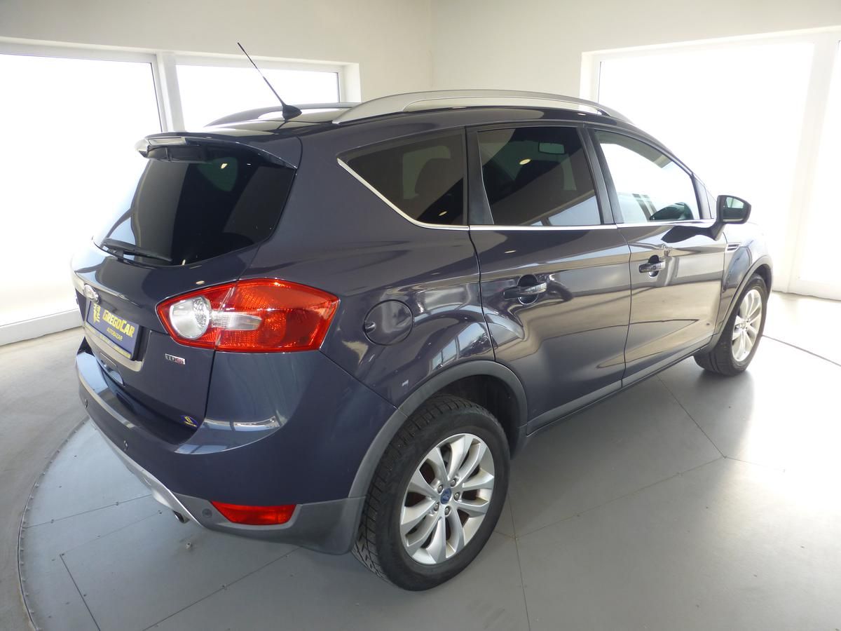 Ford Kuga, 2,0TDCI-120KW*VYHŘ.S*PANOR*4X4 - fotka 6