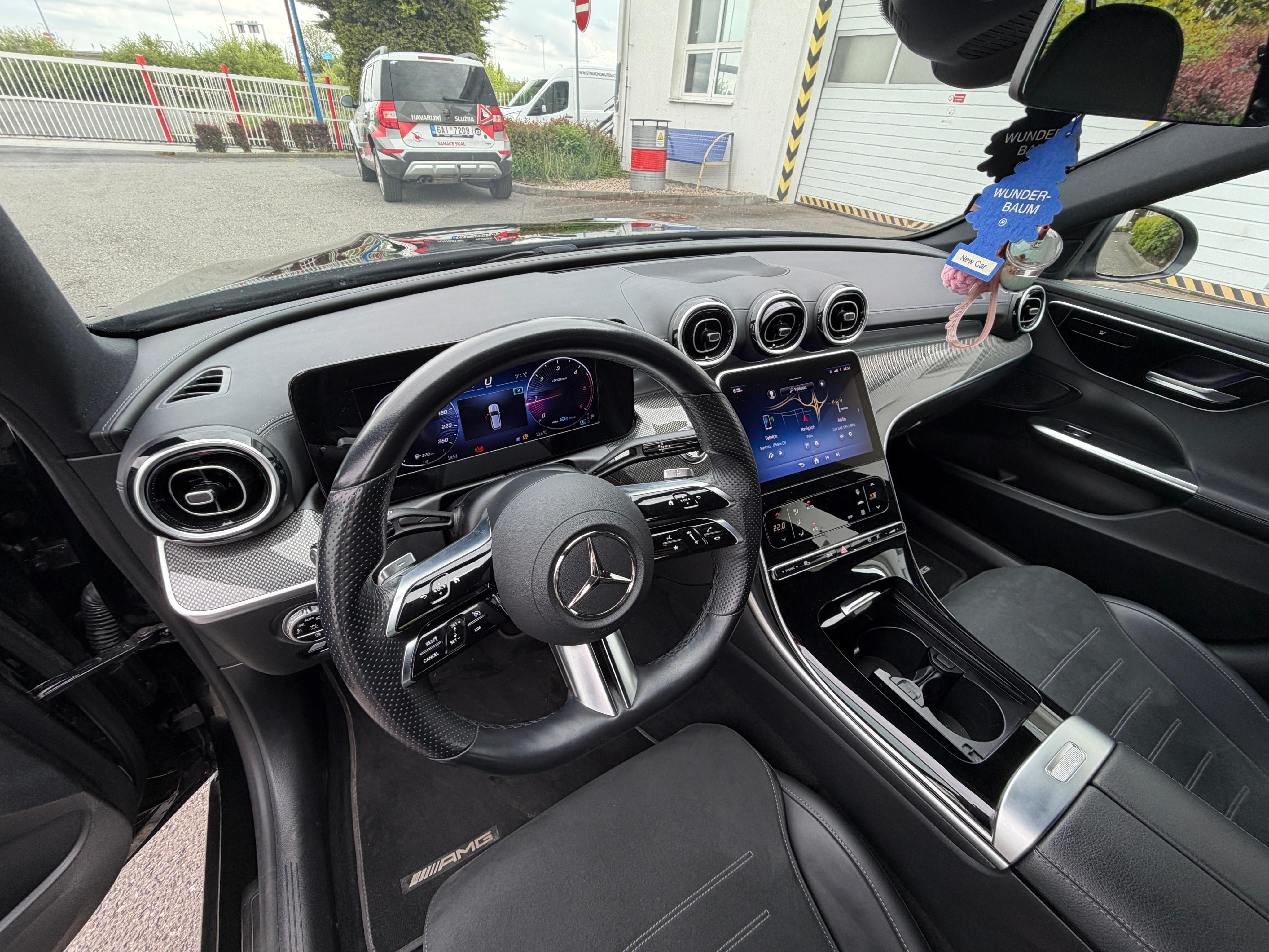 Mercedes-Benz Třídy C, 200d AMG - Line - fotka 6