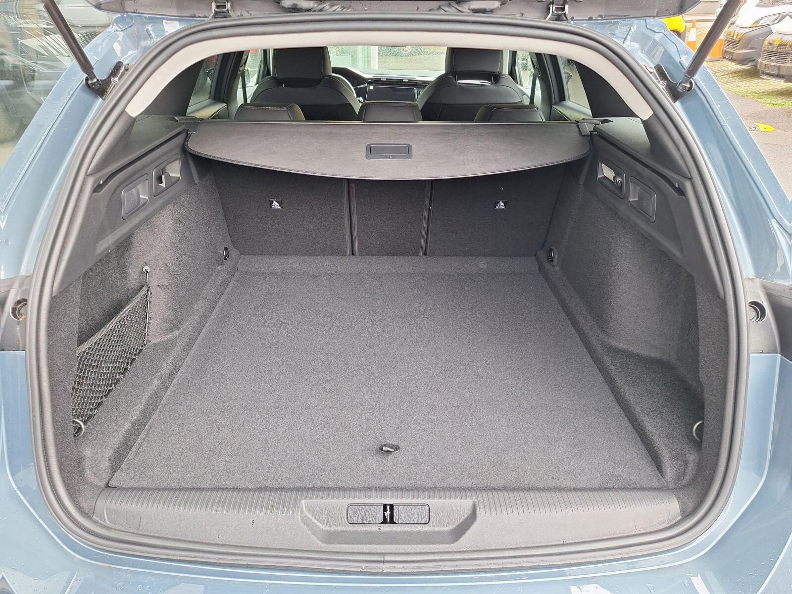 Peugeot 308, SW ALLURE Hybrid 145 e-DCS6 - fotka 5