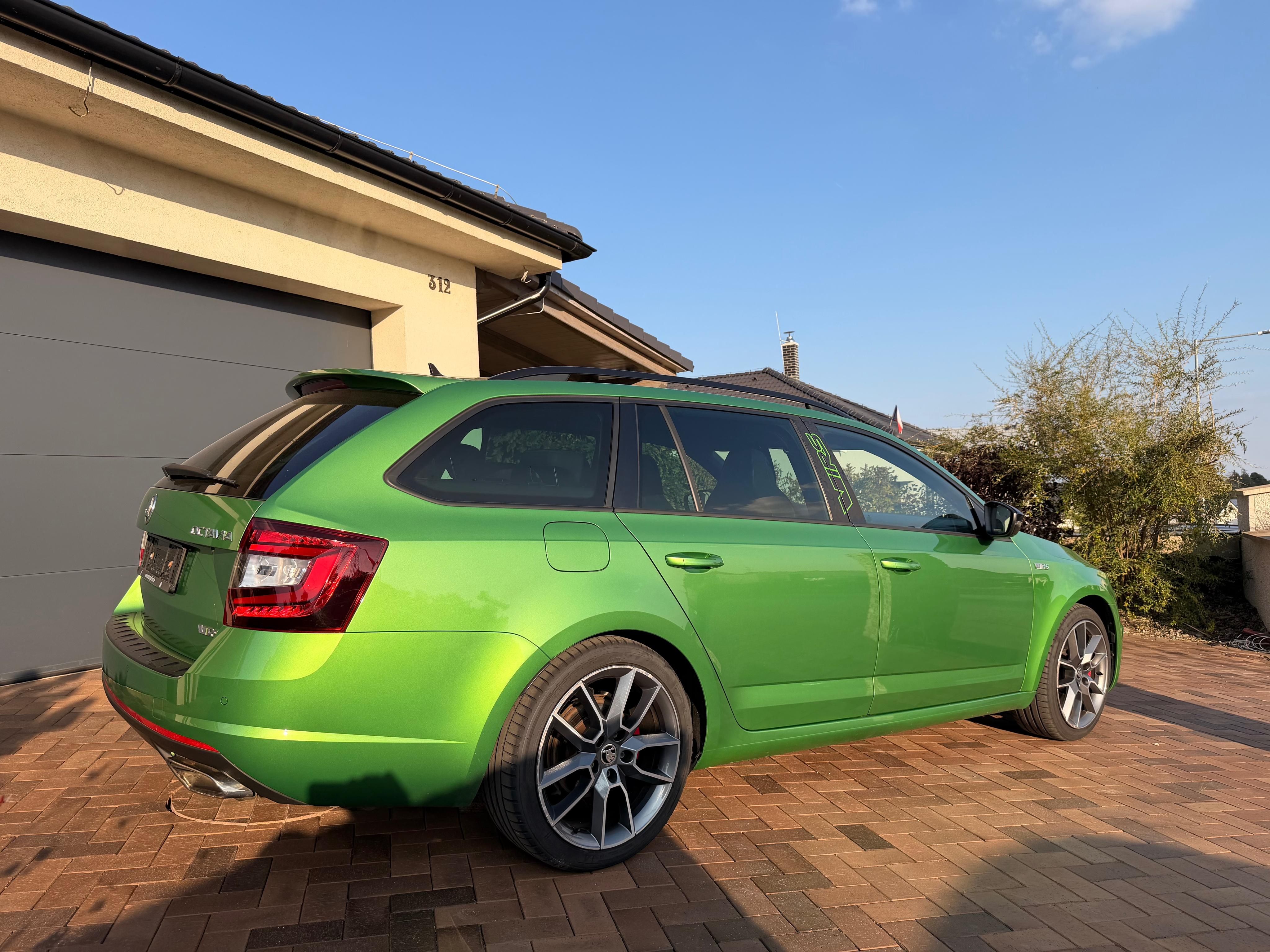 Škoda Octavia, RS 2.0Tsi 169Kw 1.majitel DSG - fotka 2