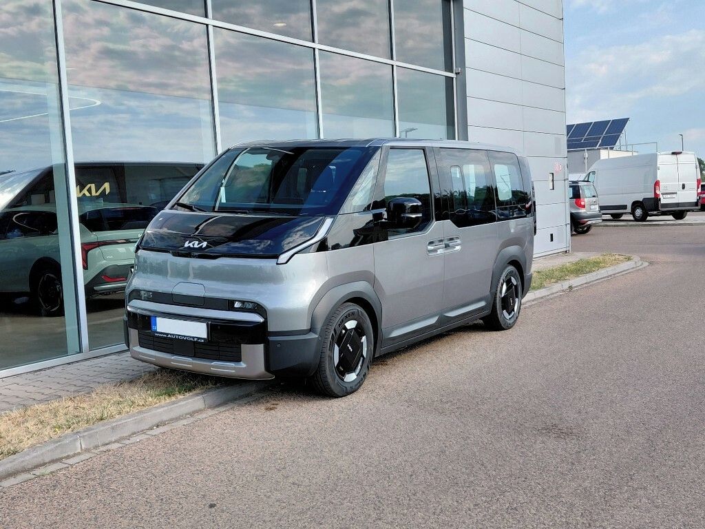 Kia PV5, Elite elektromotor 120kW/160k - fotka 4