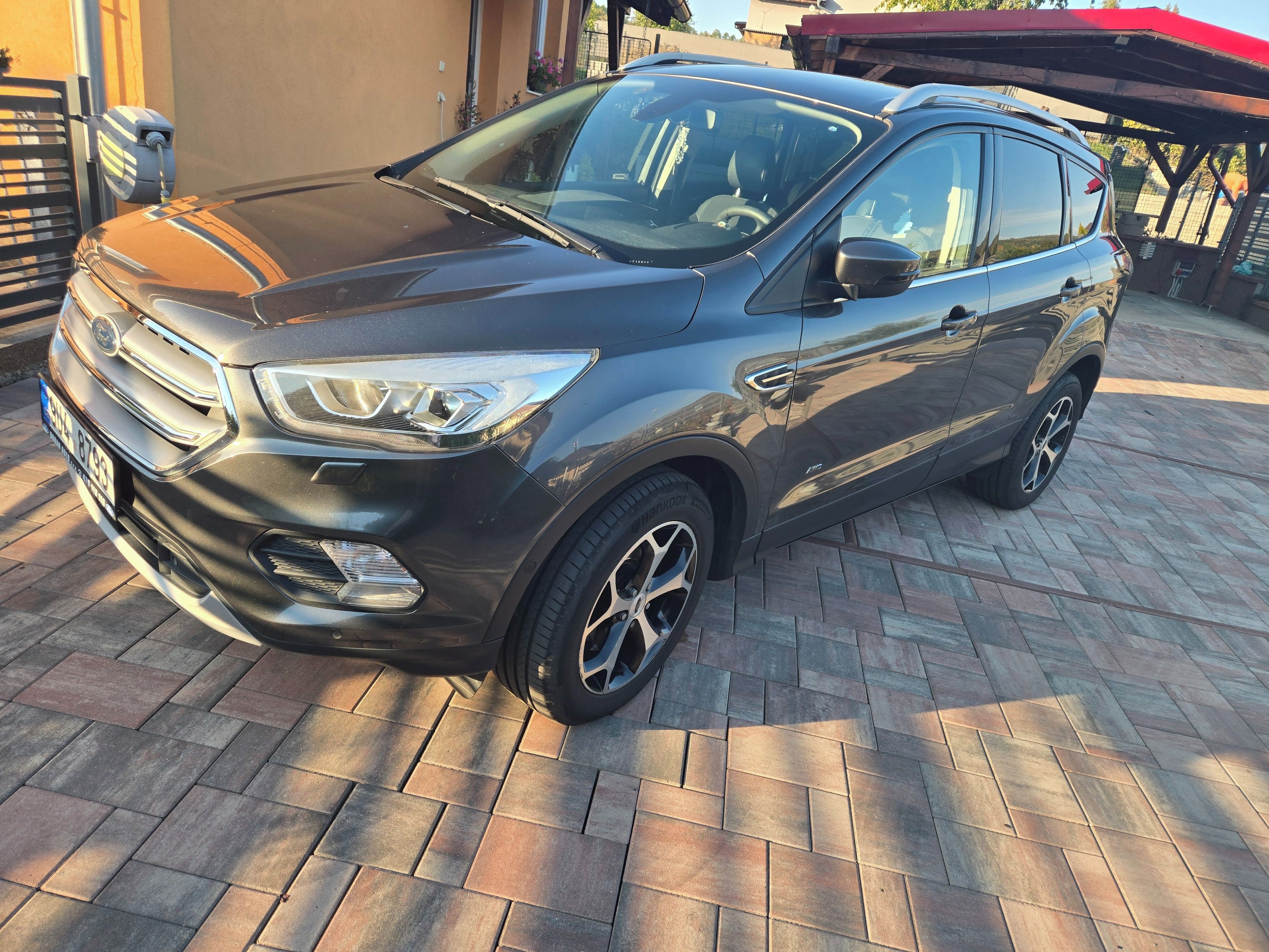 Ford Kuga - fotka 2