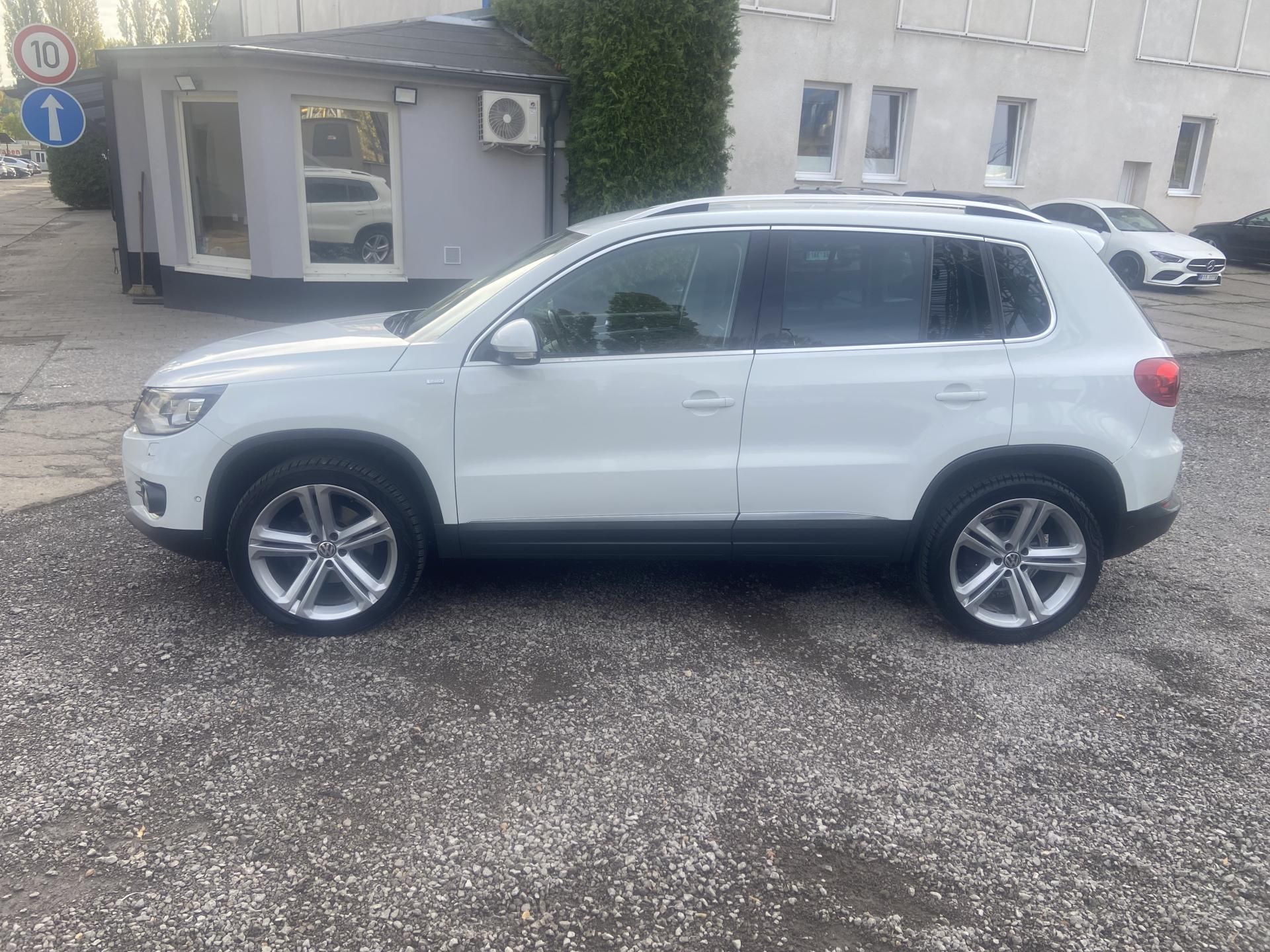 Volkswagen Tiguan, 2.0 TDI - R-line CUP 4x4 - fotka 4