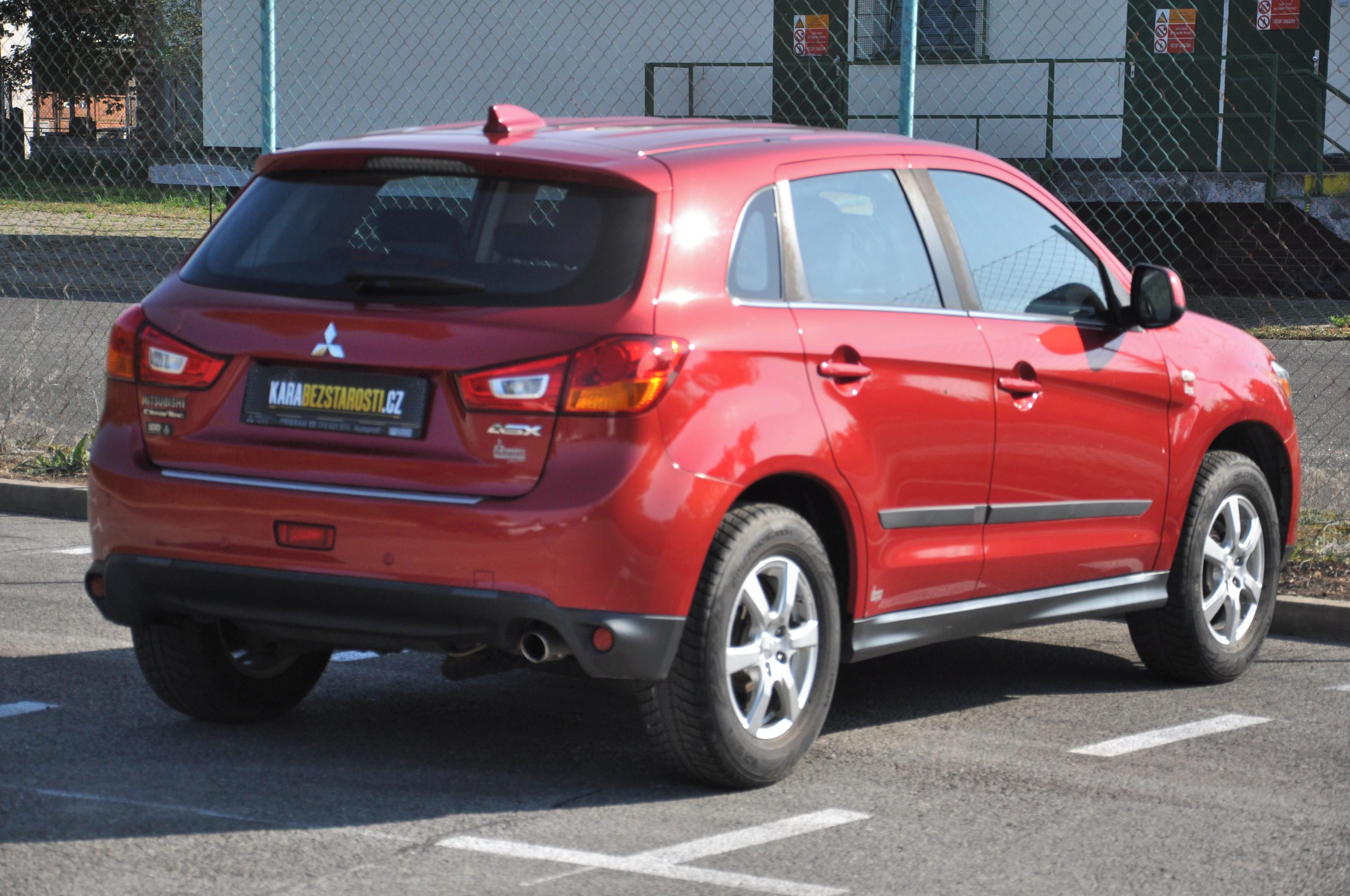 Mitsubishi ASX, 1.6 MIVEC Invite+ - fotka 5