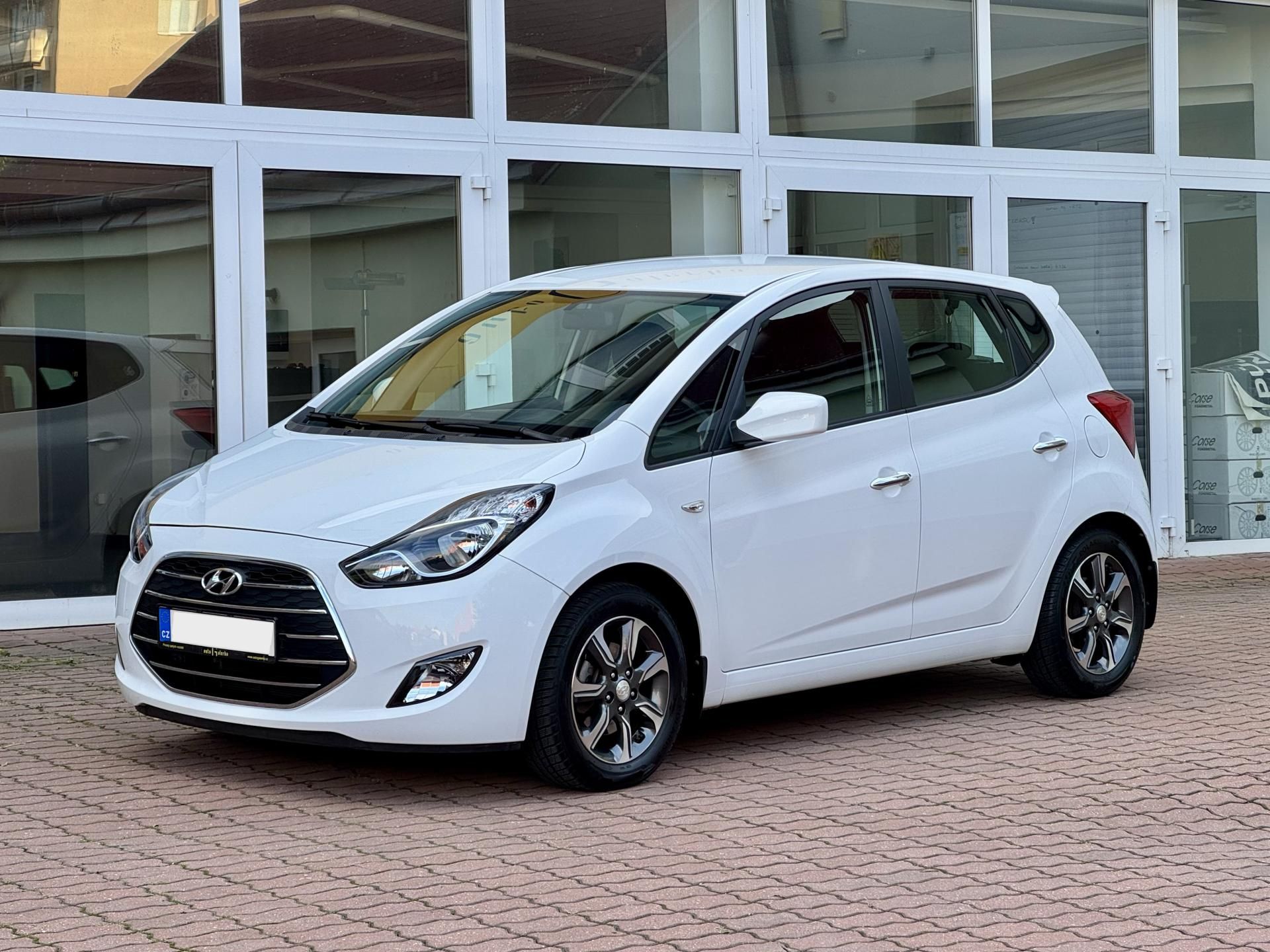Hyundai ix20, 1.6i ČR 1.majitel - fotka 2