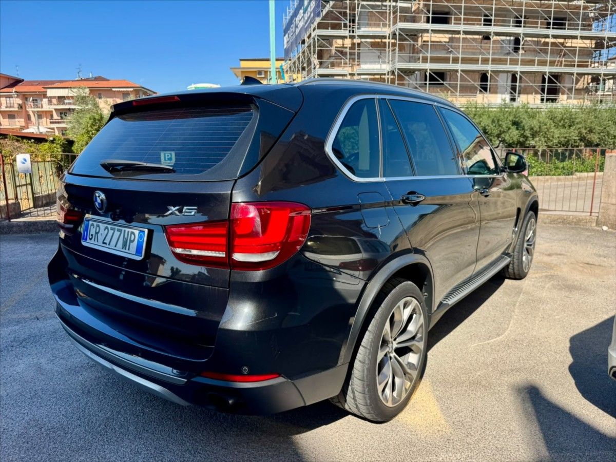 BMW X5, 2,0 25D X-Drive Sportpaket 170 - fotka 5