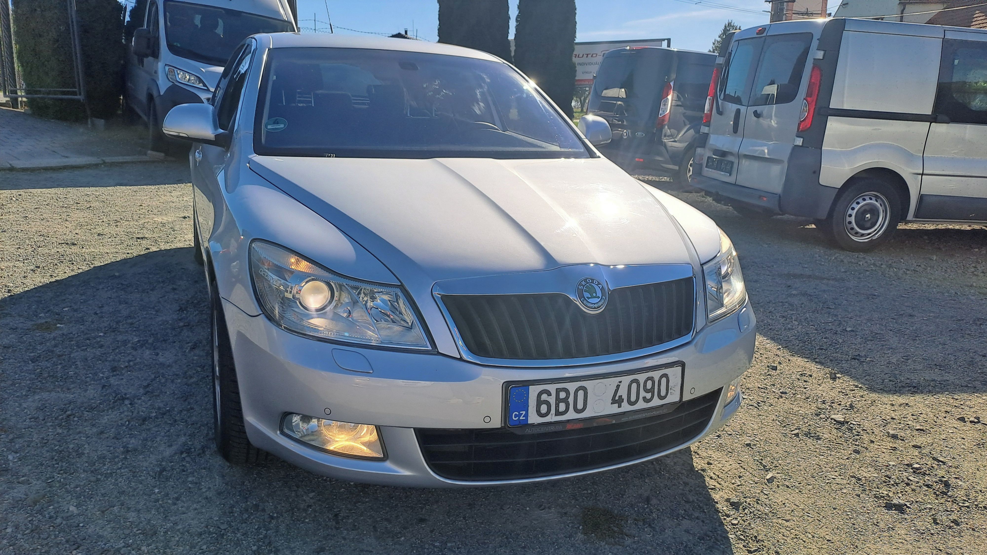 Škoda Octavia, 2,0 TDI 2.MAJ,ČR,S.KNIHA,TOP!! - fotka 4