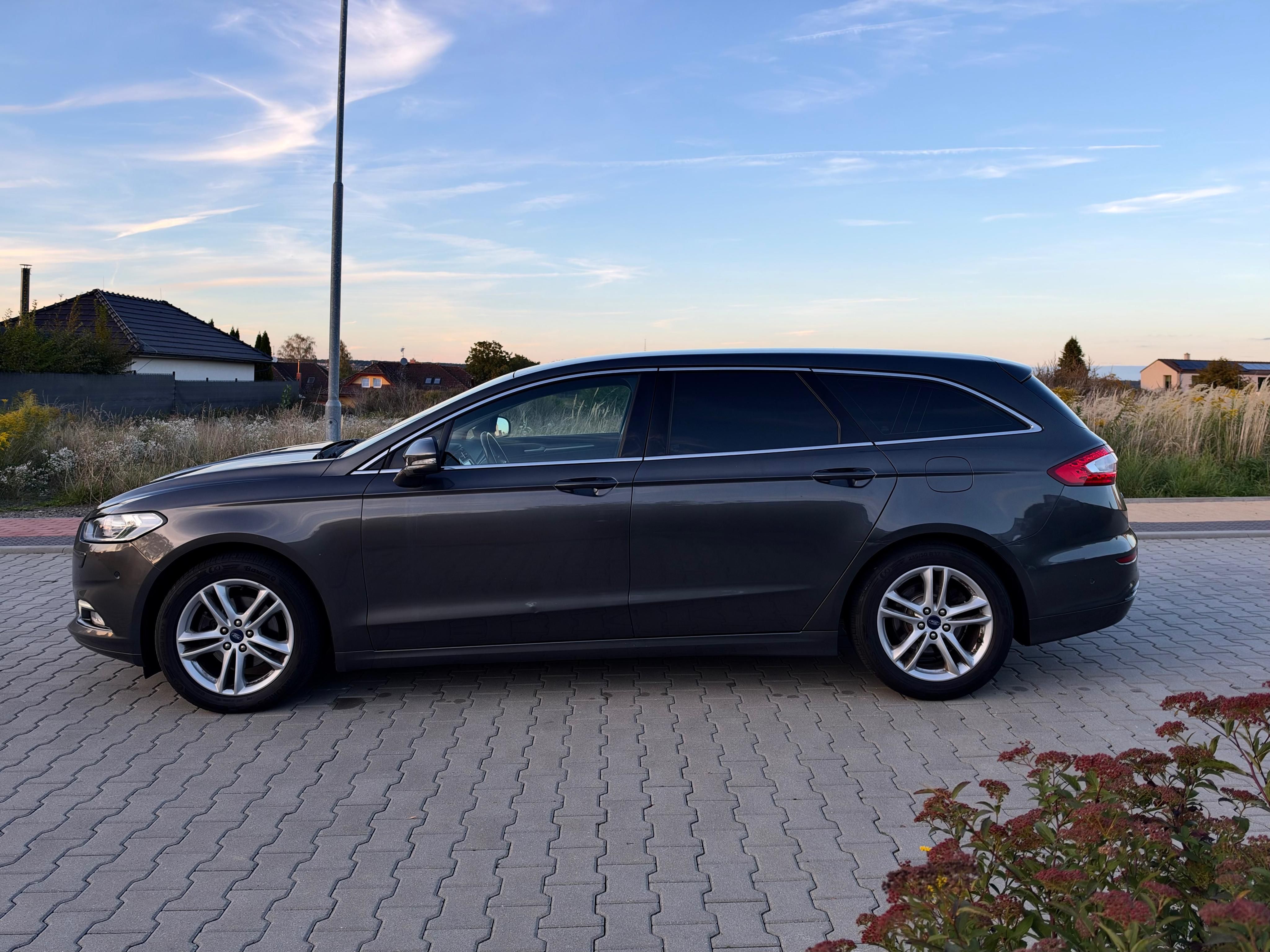 Ford Mondeo, 1.Maj, bez nehod, ROZVODY - fotka 5