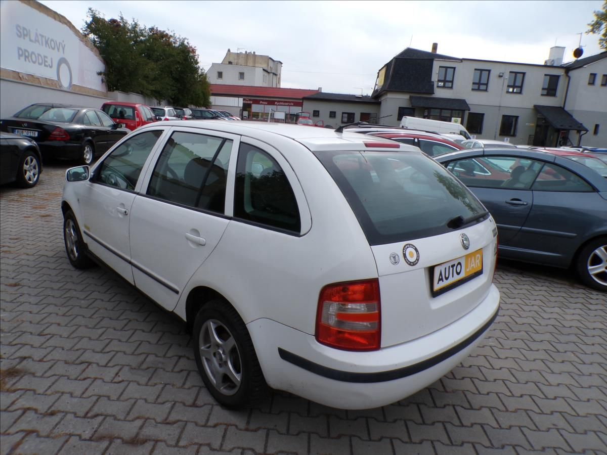Škoda Fabia, 1,2 HTP - fotka 4
