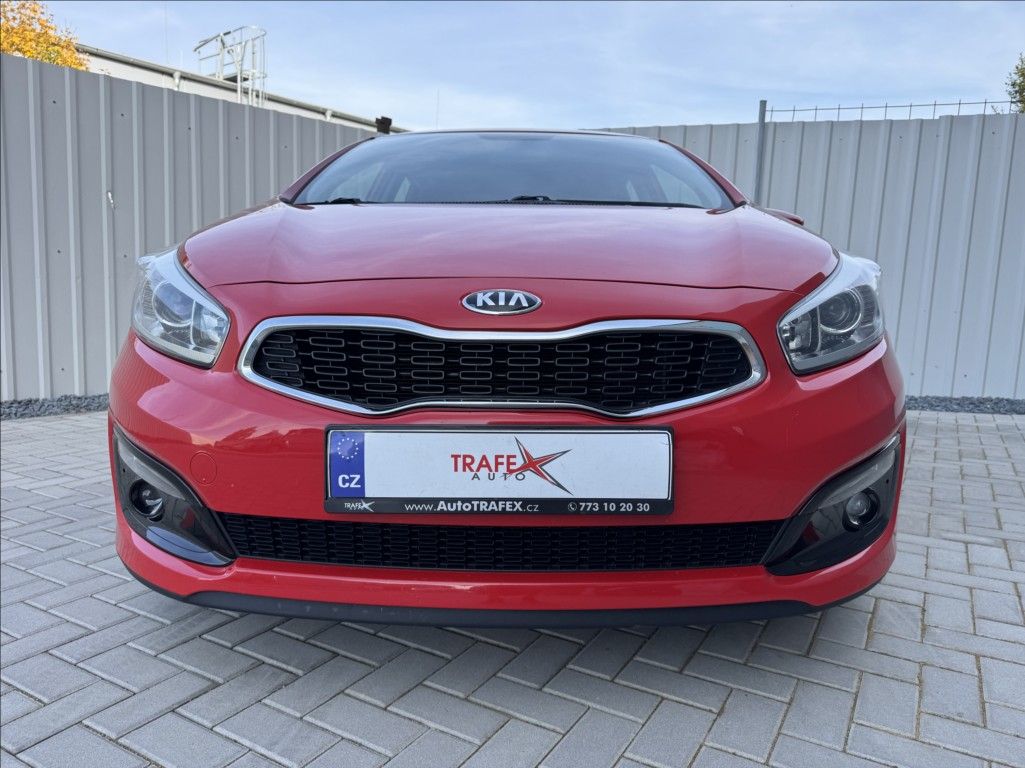 Kia Cee´d, 1,4 i 73kW 2.maj. původ ČR - fotka 2