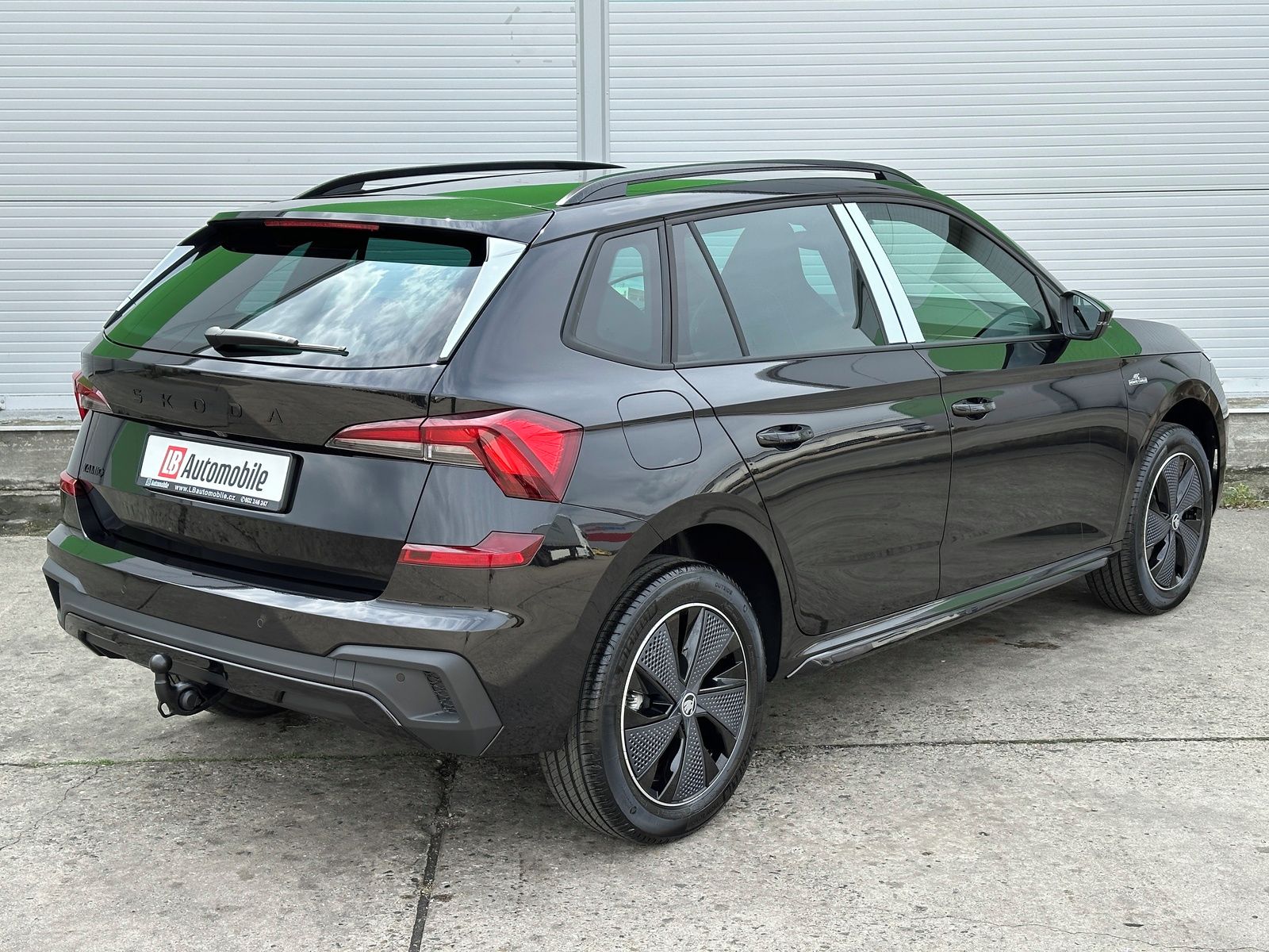 Škoda Kamiq, 1.0TSi Monte Carlo PANO TAŽNÉ - fotka 4