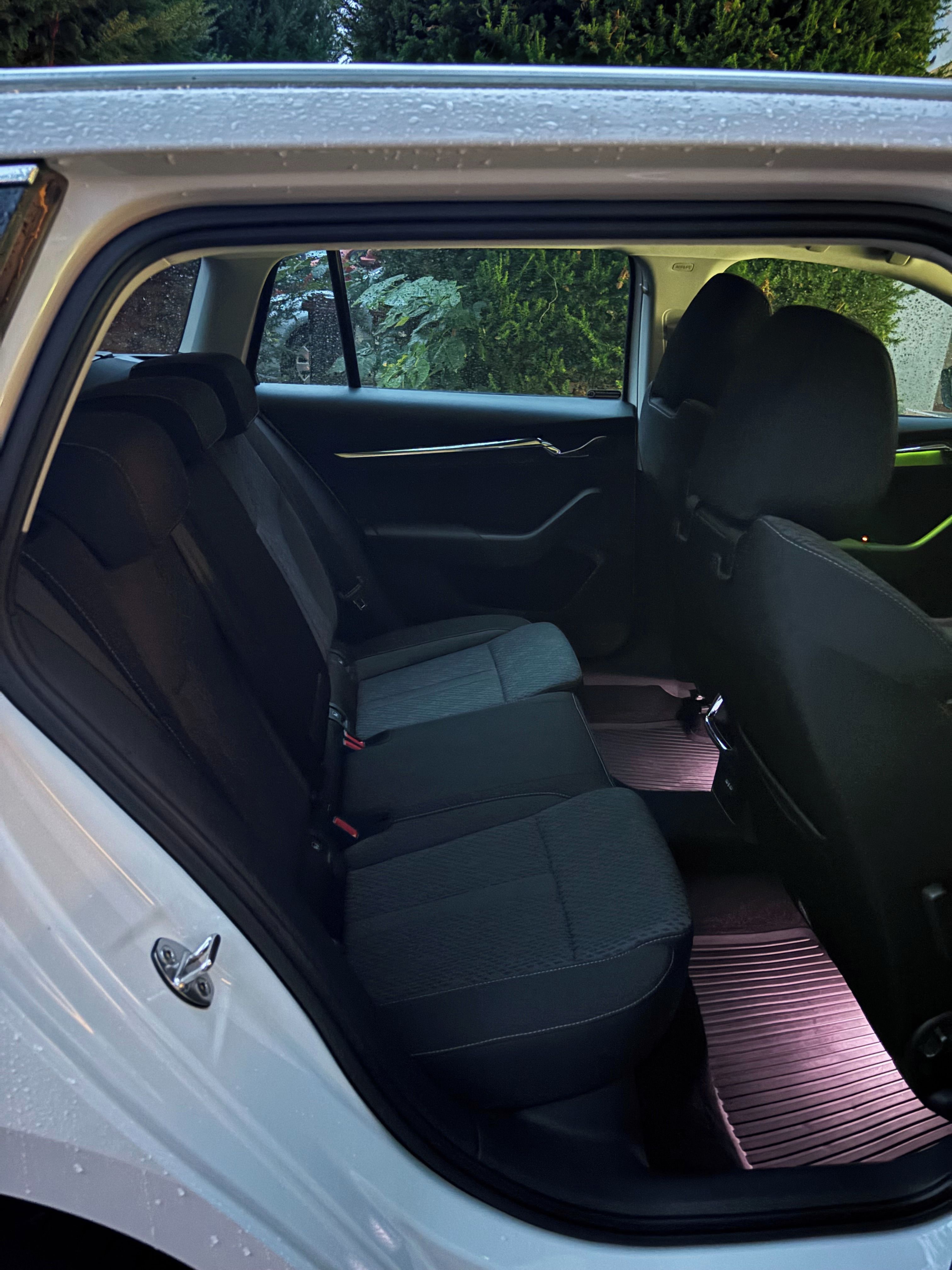 Škoda Octavia, Combi 4 Style+ 2.0TDI - fotka 6