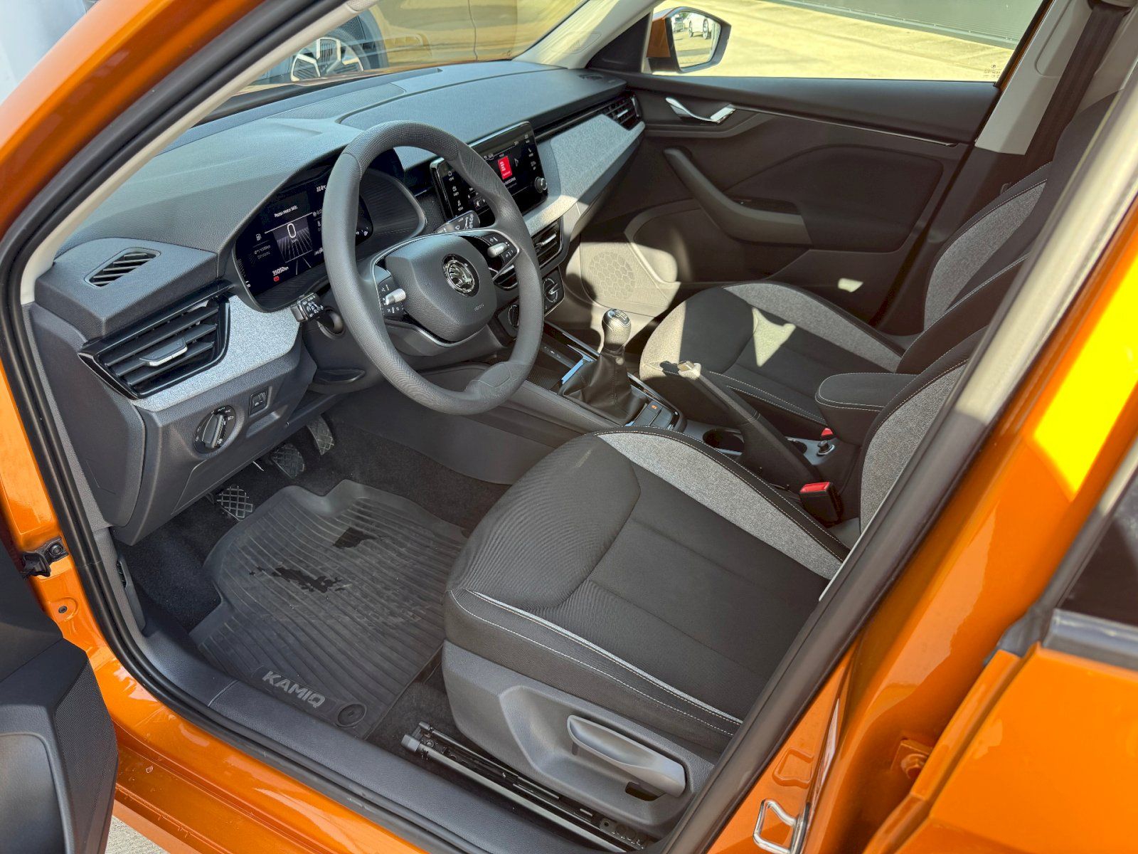 Škoda Kamiq, 1.0 TSI 85 kW Selection - fotka 6