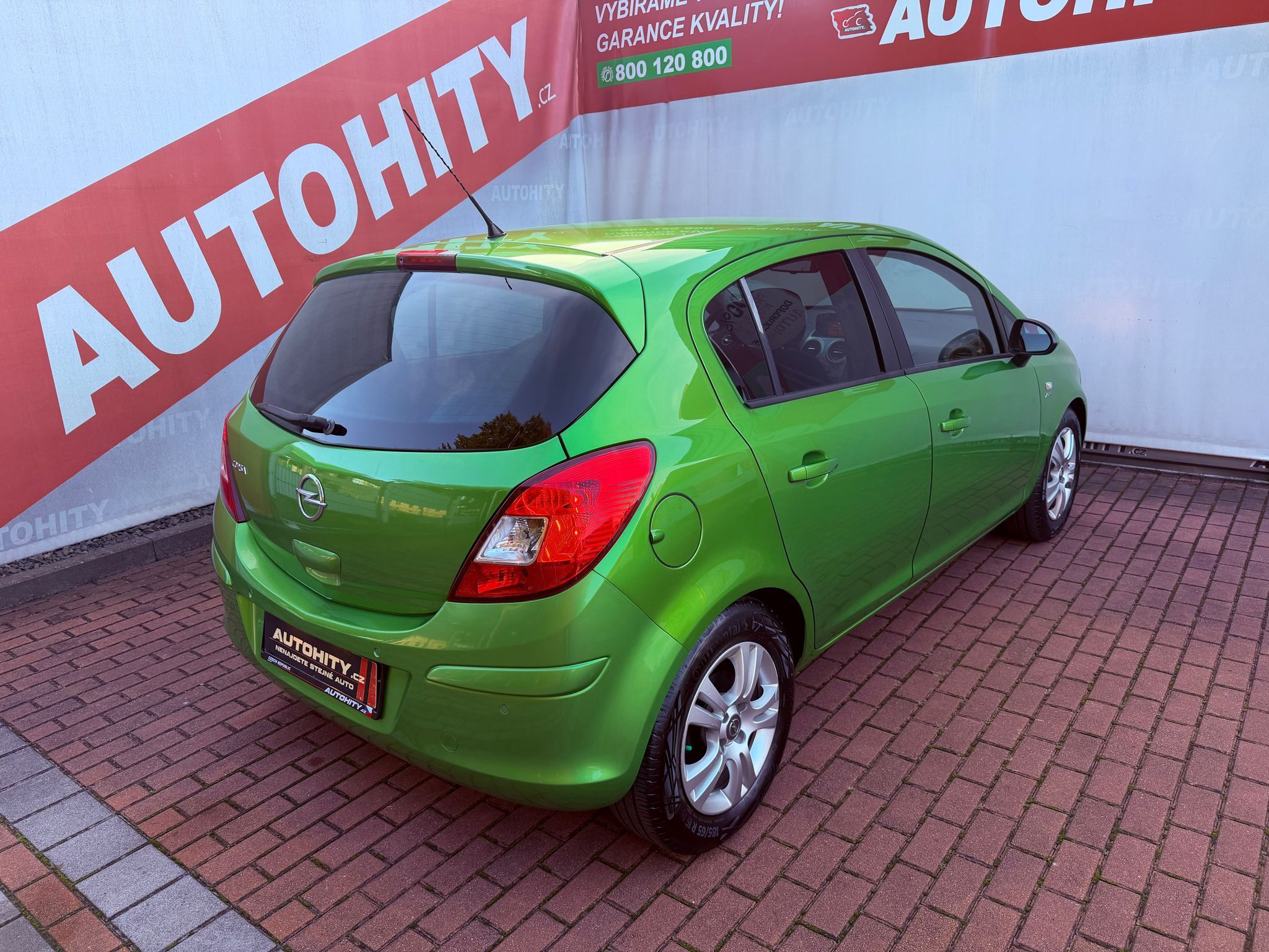 Opel Corsa, 1.4 Active, Serviska - fotka 6