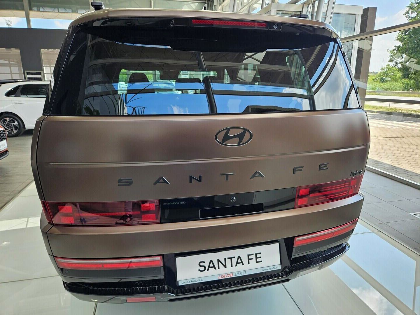Hyundai Santa Fe, HEV MX5 Calligraphy 1,6 T-GDI - fotka 5
