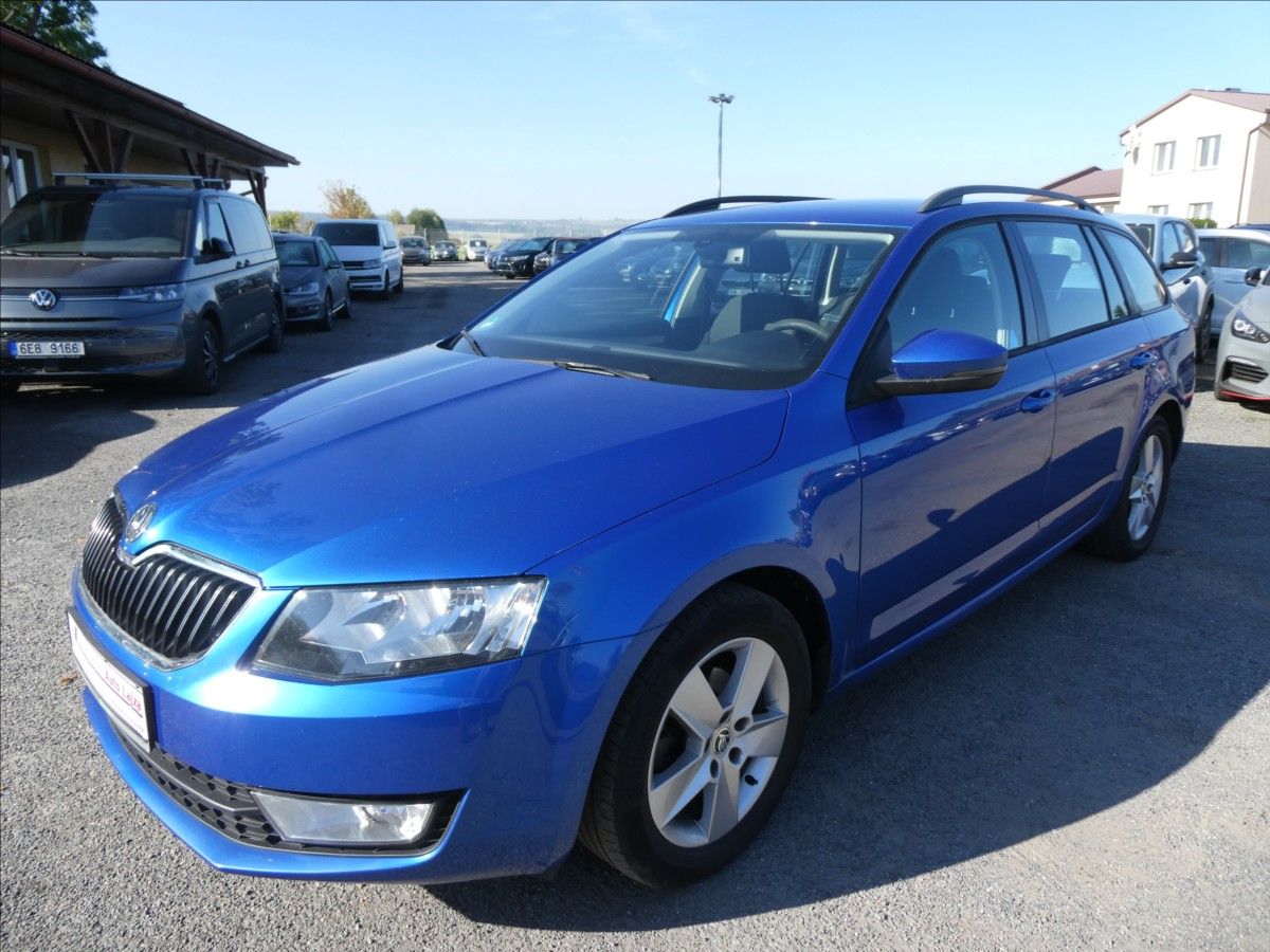 Škoda Octavia, 1,6 TDi 77kW 4x4 serviska - fotka 3