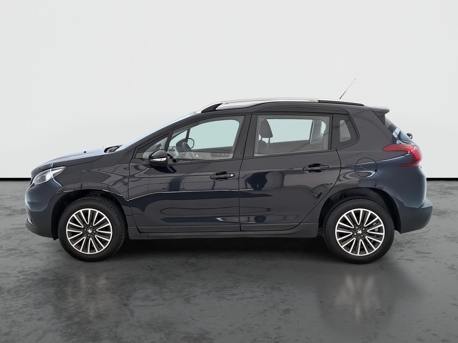 Peugeot 2008, 1.2 PureTech, ČR,1.maj - fotka 3