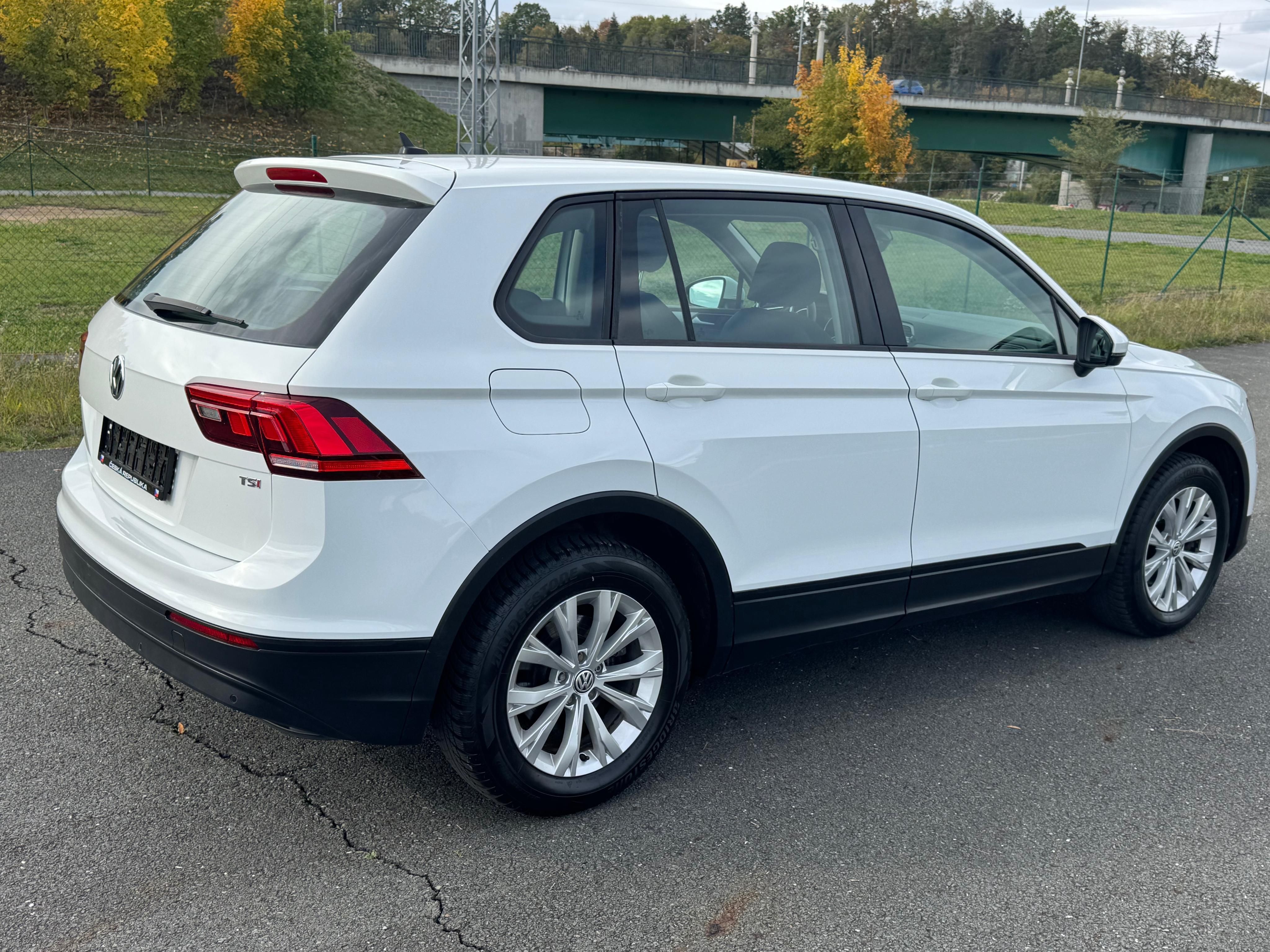Volkswagen Tiguan, 1.4 TSI TOP STAV - fotka 4