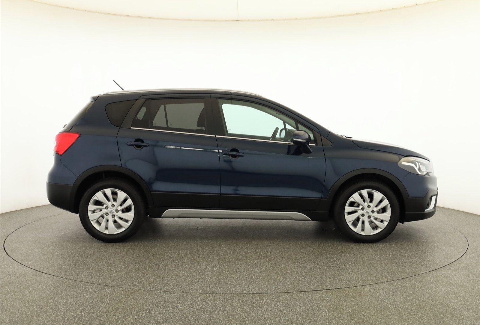Suzuki SX4 S-Cross, 1.0 BoosterJet, Elegance - fotka 6
