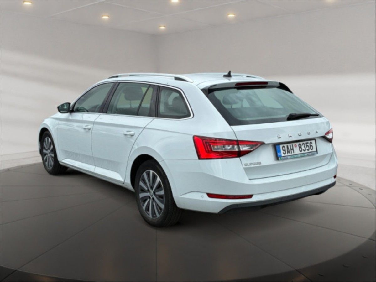 Škoda Superb, 2,0 TDI 110 Style - fotka 3
