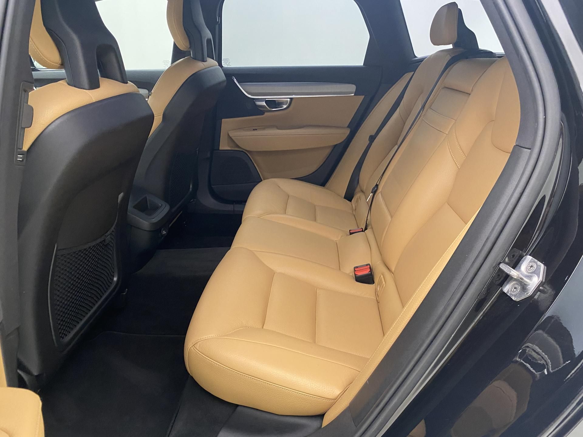 Volvo V90, D4 MOMENTUM AUT - fotka 5