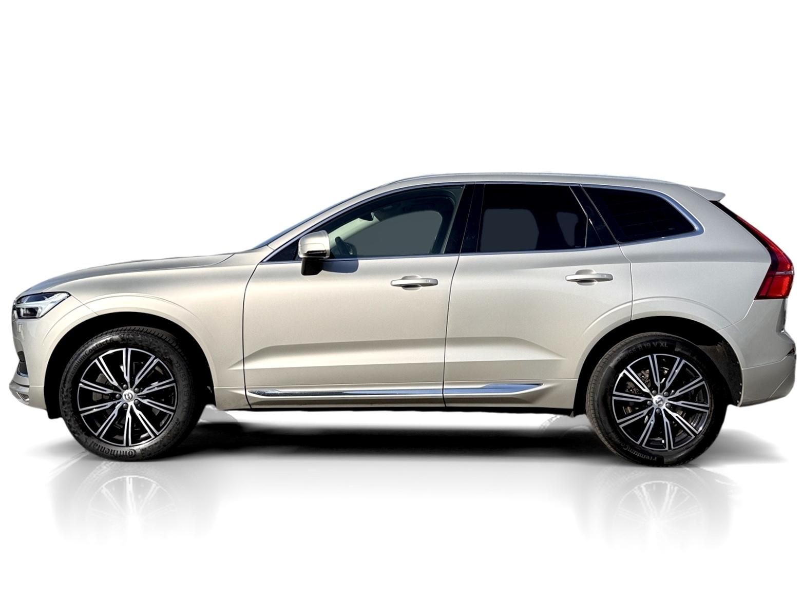 Volvo XC60, B4 AWD INSCRIP. // nezáv. top. - fotka 2