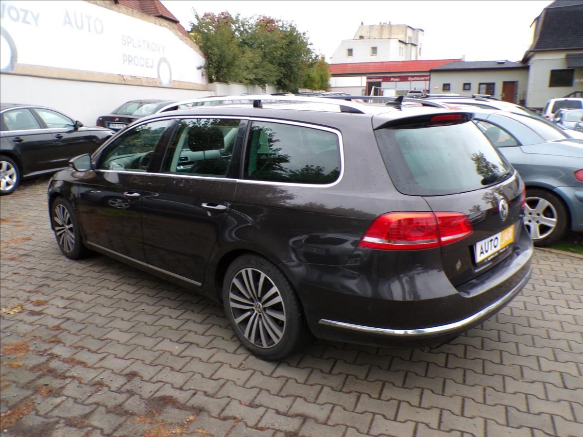Volkswagen Passat, 2,0 TDI  DSG,125kW - fotka 6