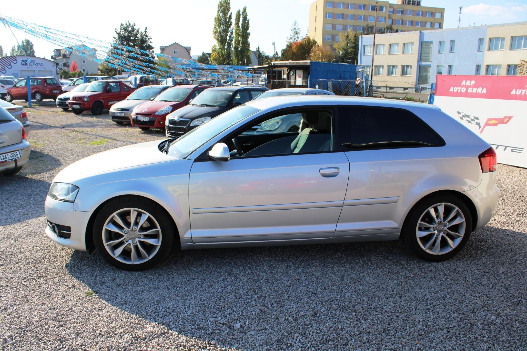 Audi A3, 2,0TDI 125KW KLIMA XENONY ALU - fotka 4