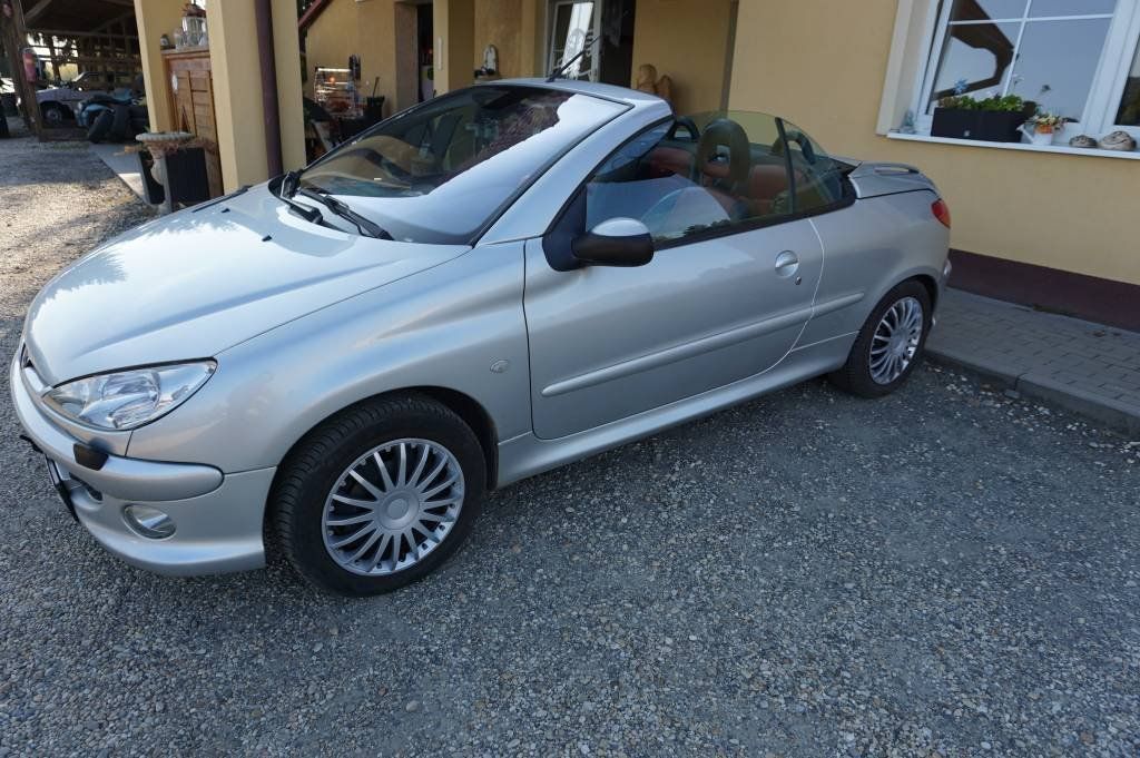 Peugeot 206, 206 CC  1,6 - fotka 3
