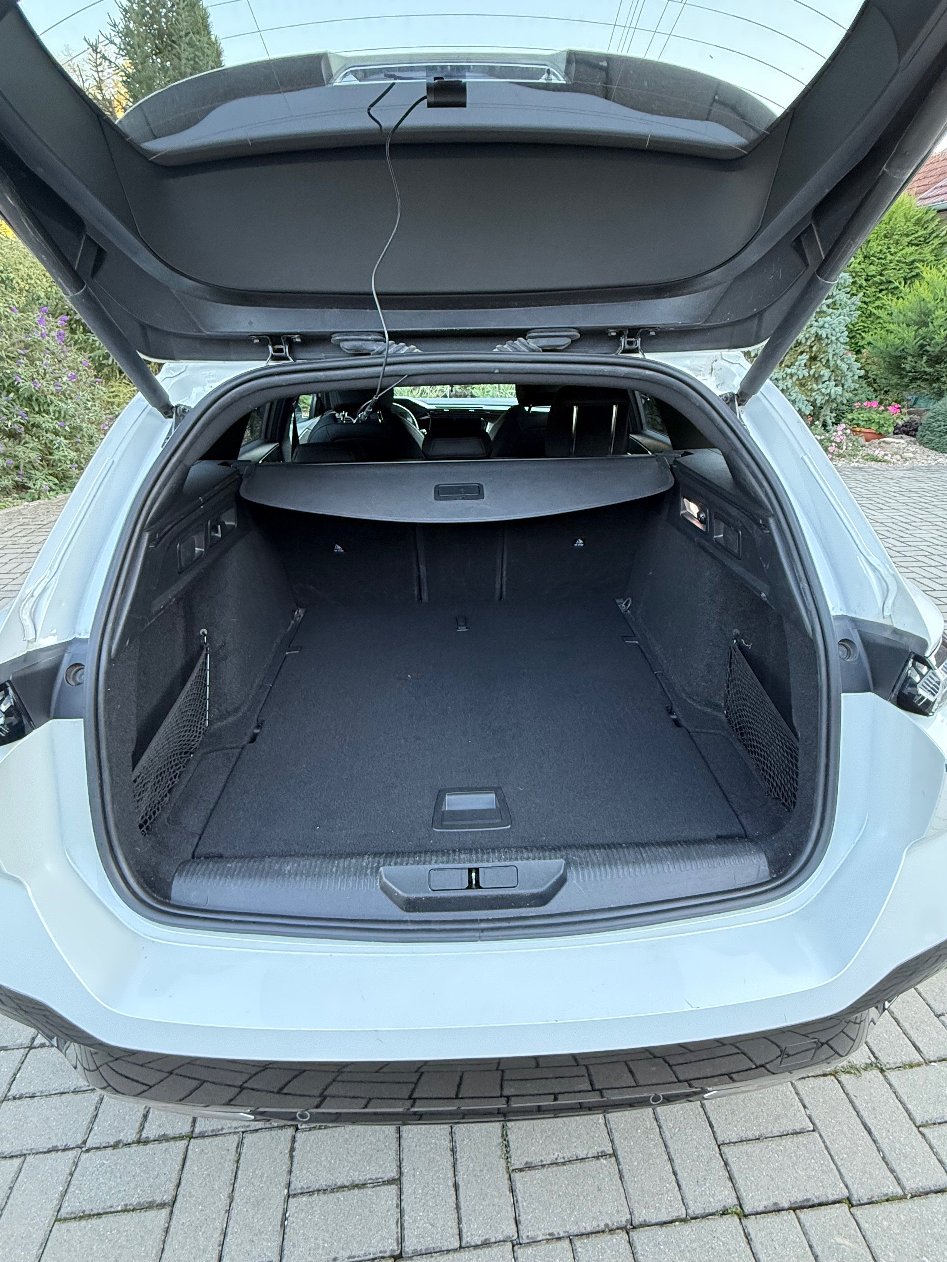Peugeot 308, Peugeot 308 GT 1,5 BlueHDi - fotka 6