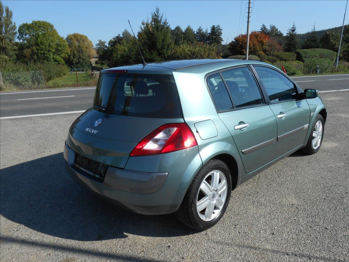 Renault Mégane, 1,6 i 83 kW Serviska 83.513 km - fotka 4