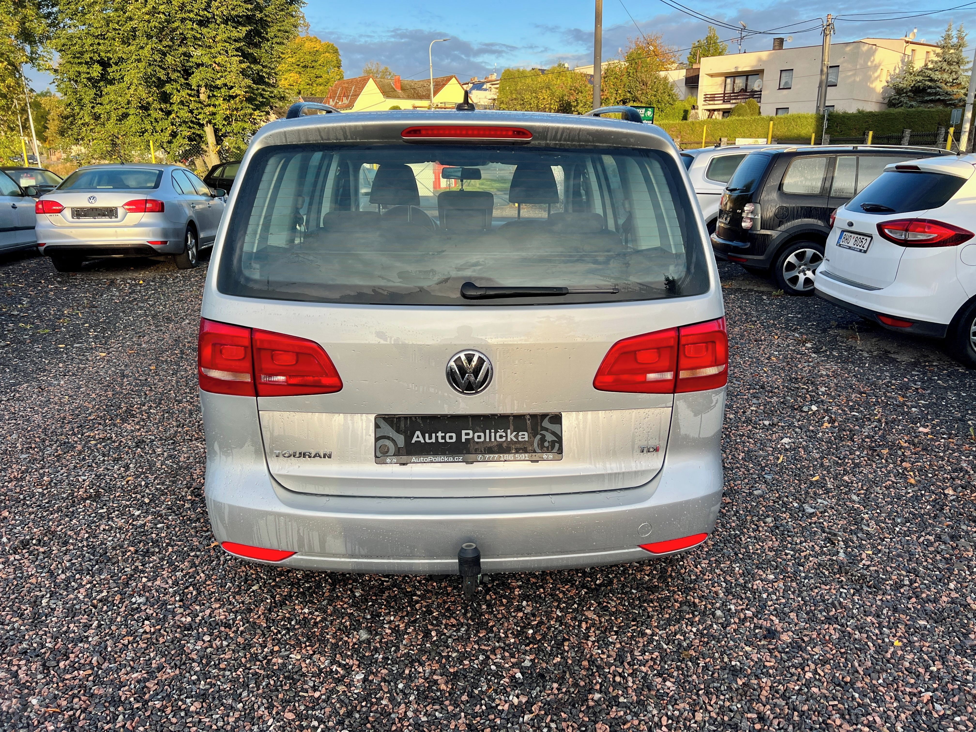Volkswagen Touran, 1.6 TDI 77 kW DSG Servis,Stav - fotka 6