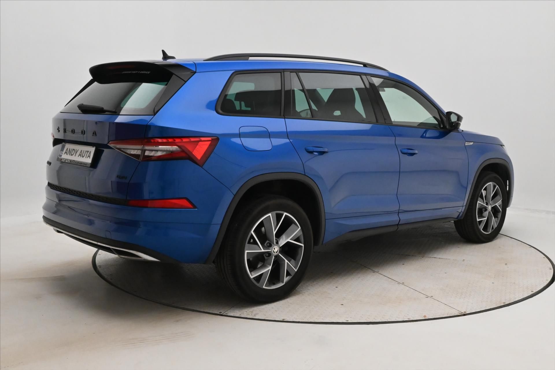 Škoda Kodiaq, 2,0 TDI 147kW Sportline 4x4 Zá - fotka 5