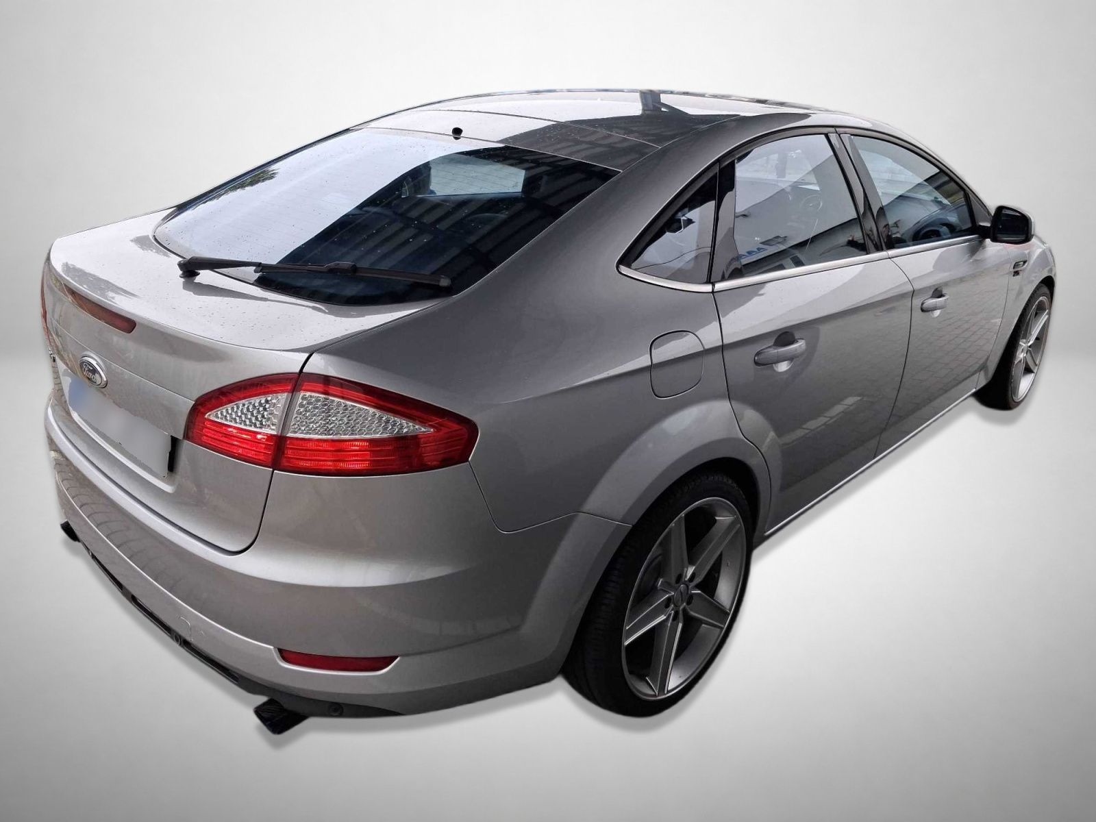 Ford Mondeo, 2.5 Duratec, Kožené sedačky - fotka 2